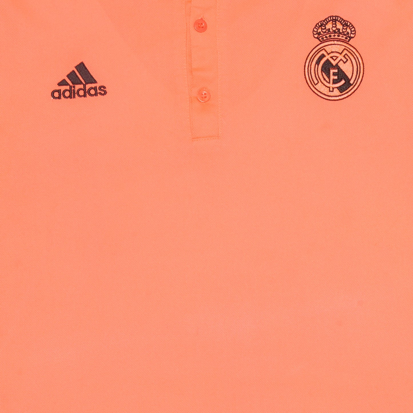Real Madrid Football Shirt - M