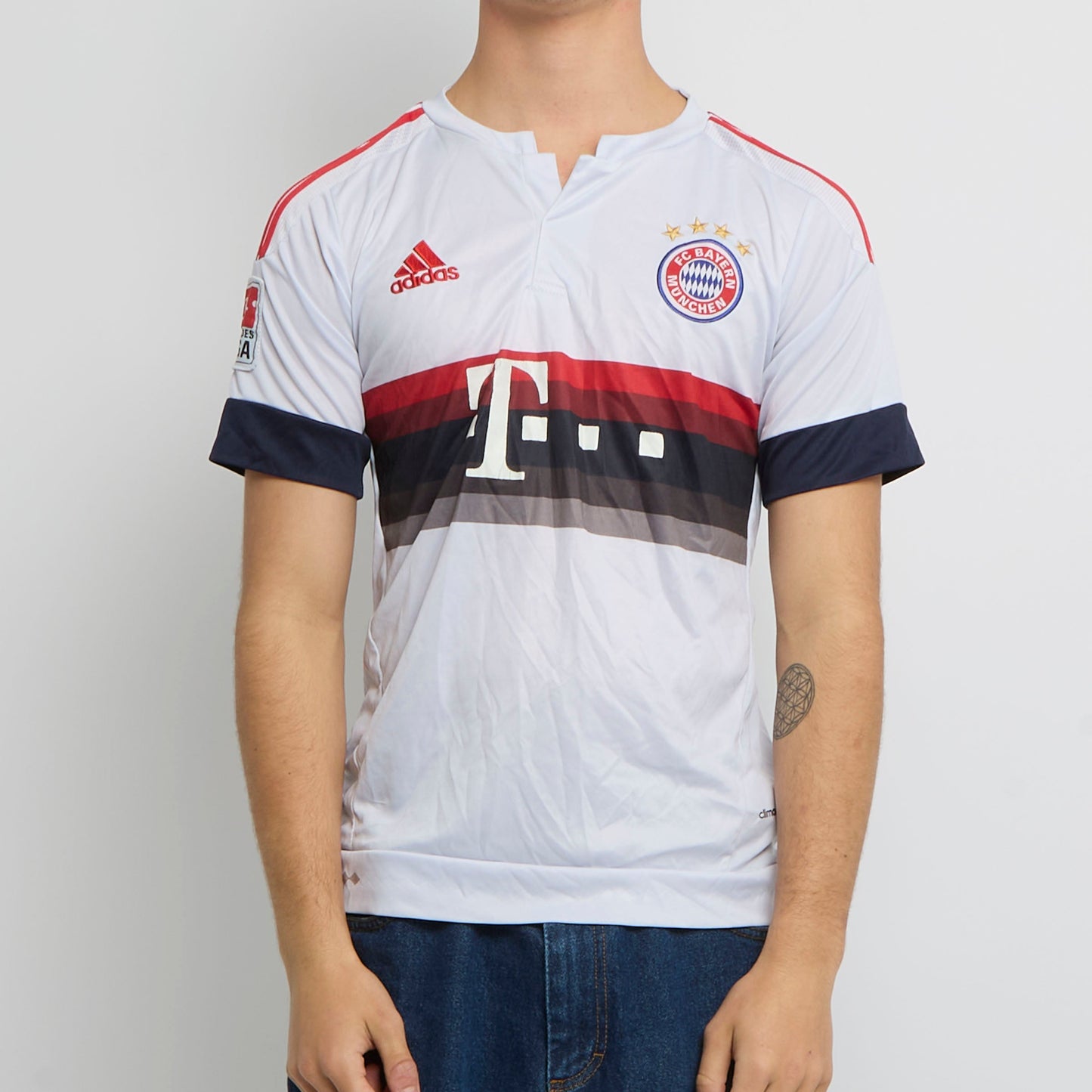 Adidas Bayern Munich Logo Football Shirt - M