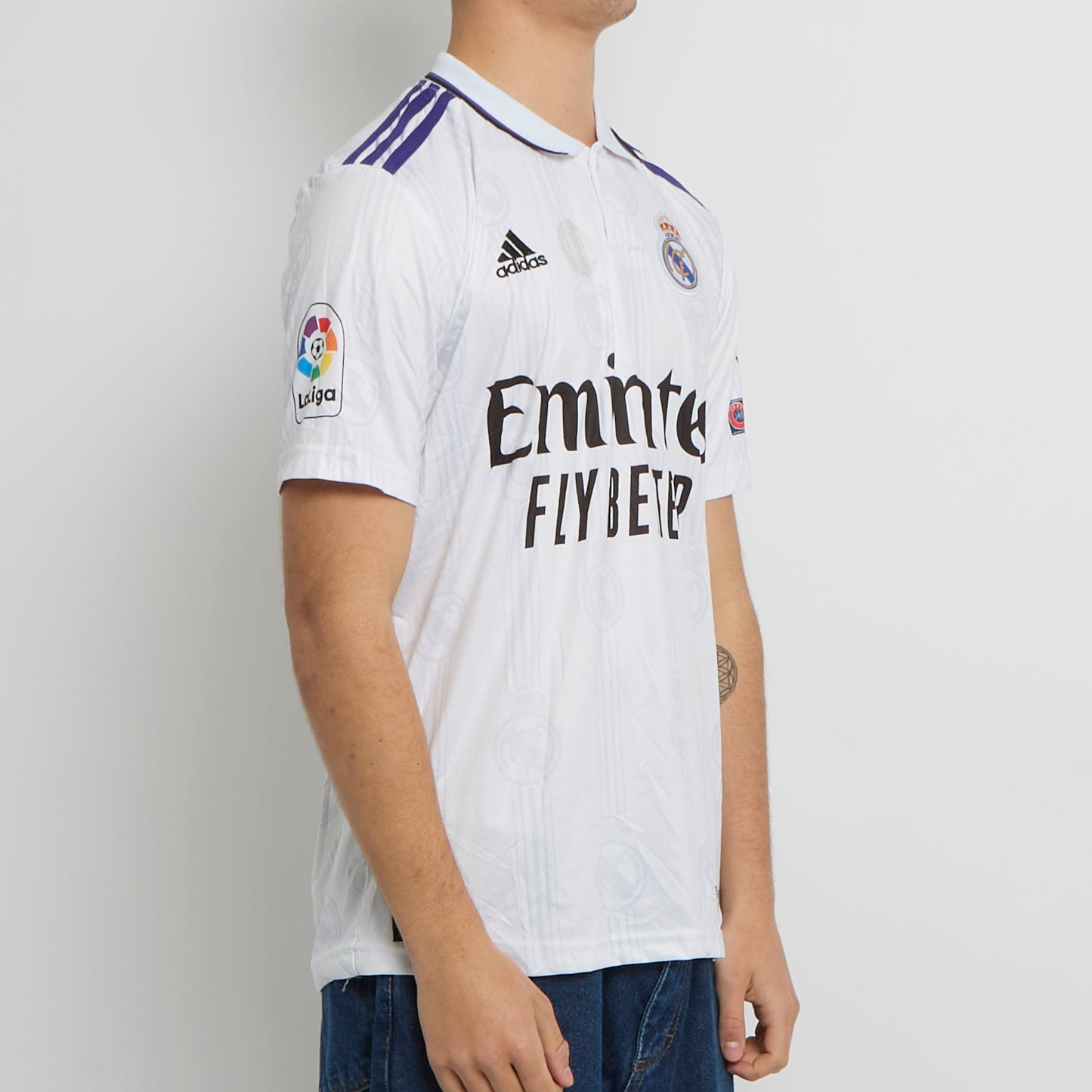 Real Madrid Logo Football Shirt - M