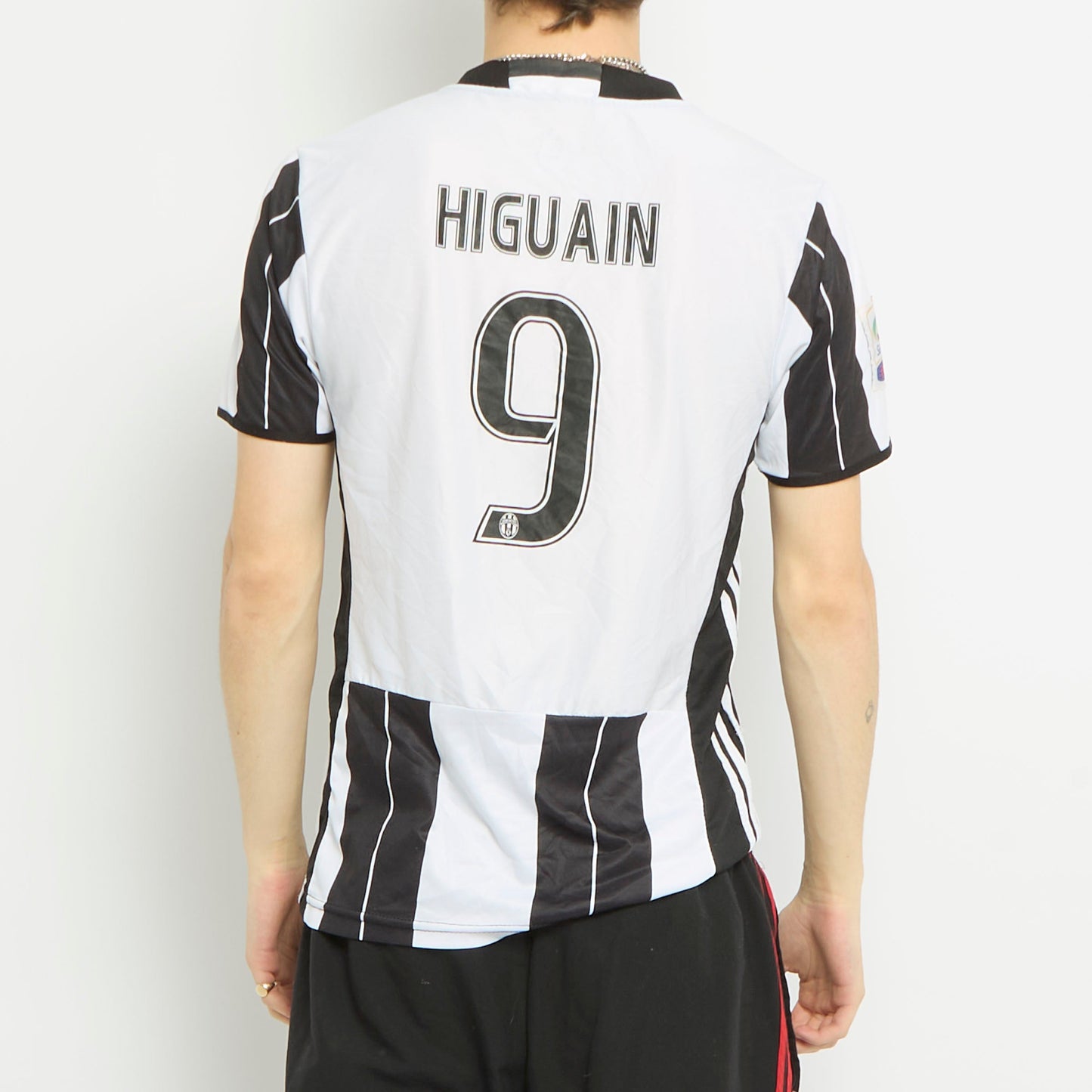 Adidas Juventus Logo Football Shirt - S