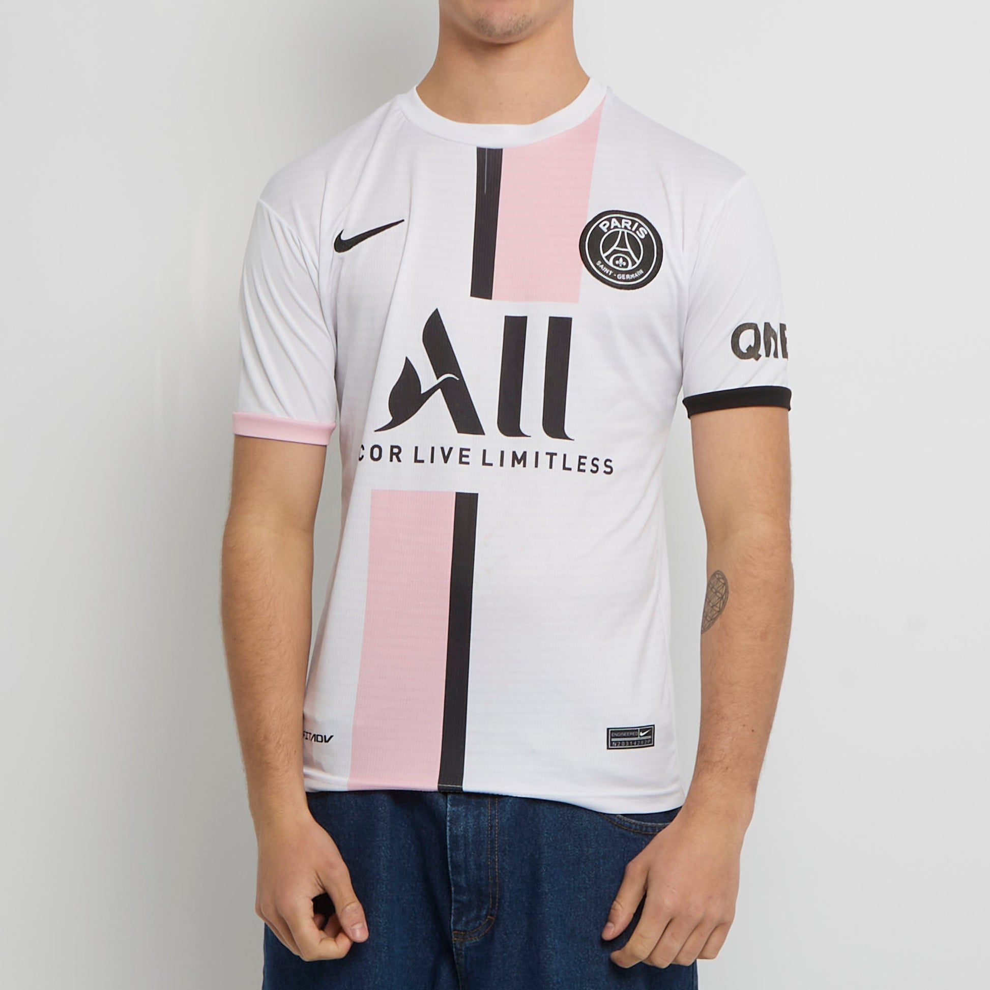 Nike PSG Logo Football Shirt - S