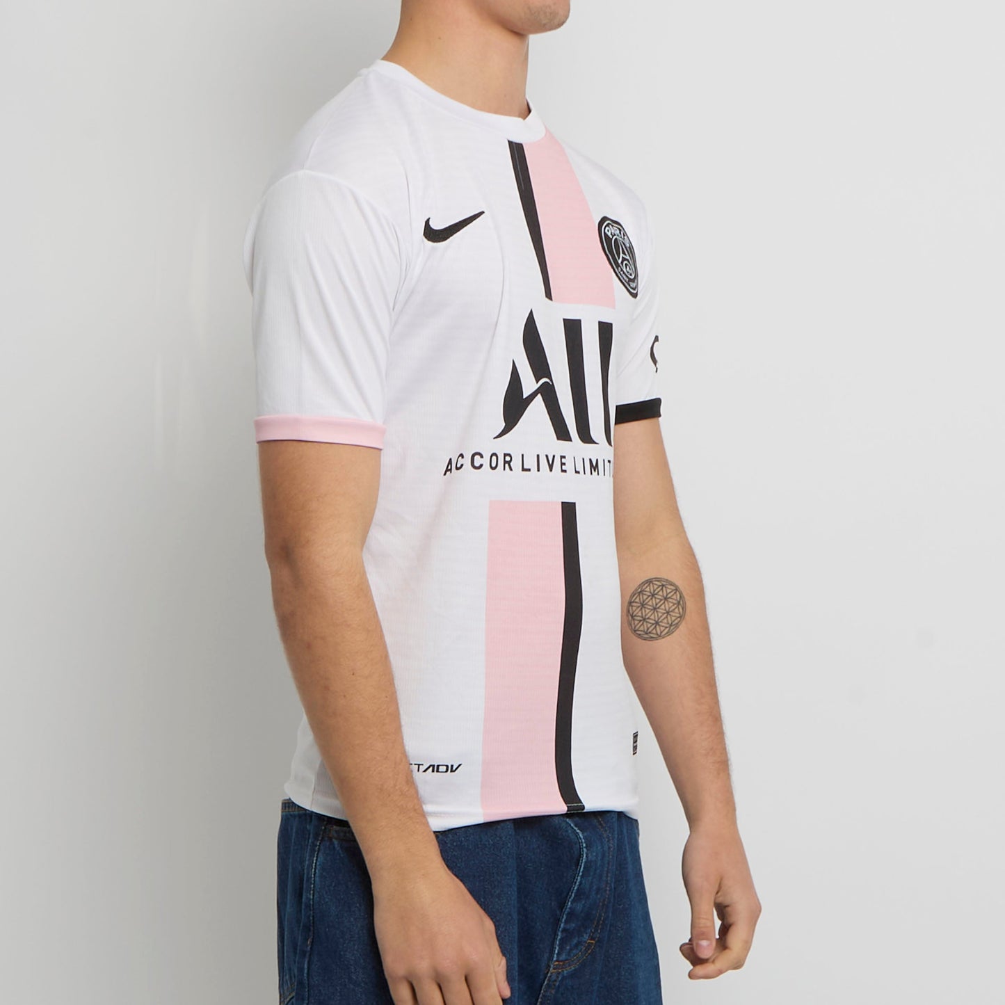 Nike PSG Logo Football Shirt - S