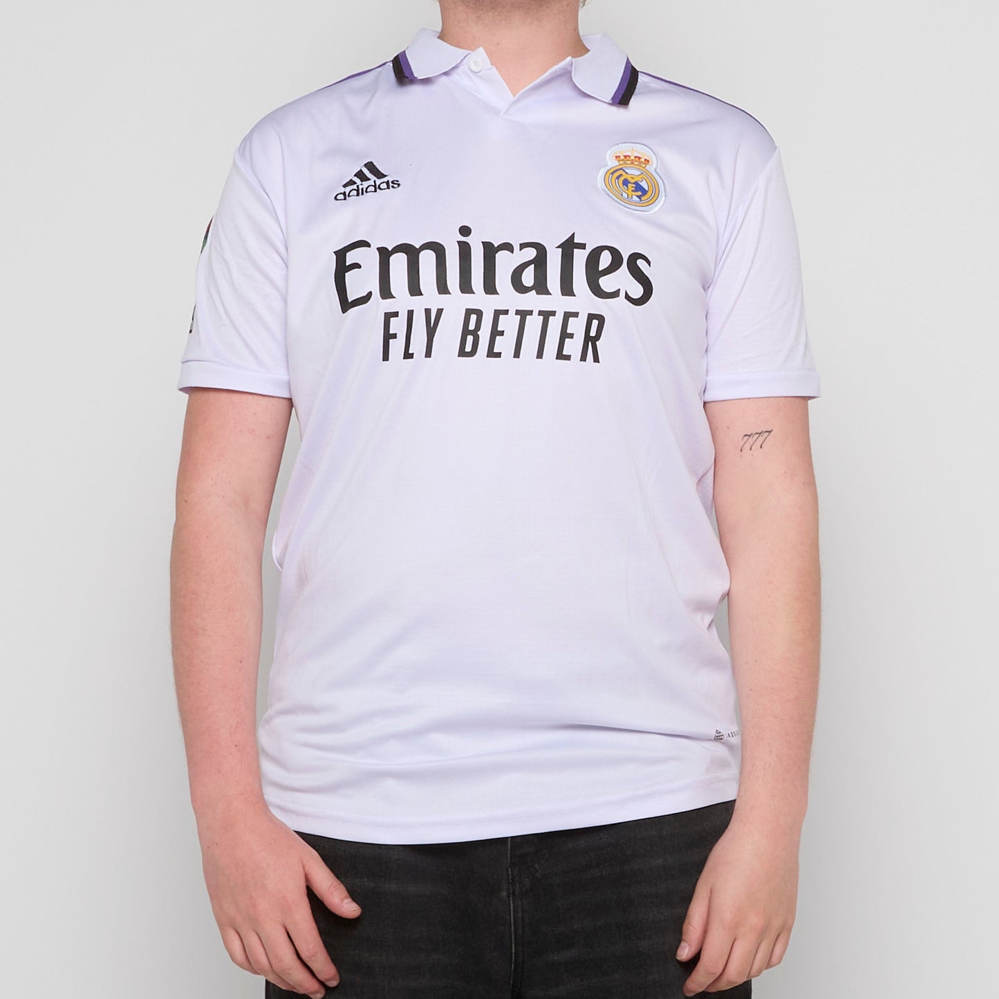 Real Madrid Football Shirt - XL