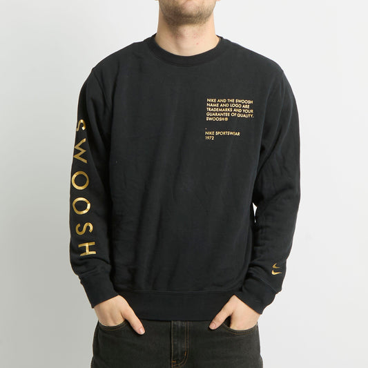 Nike Graphic Crewneck Sweater - L