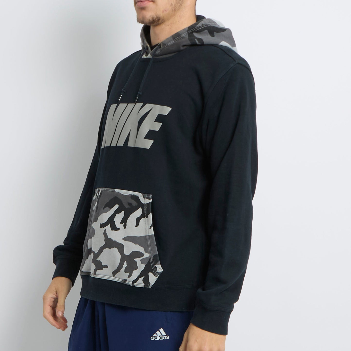 Nike Hoodie - L