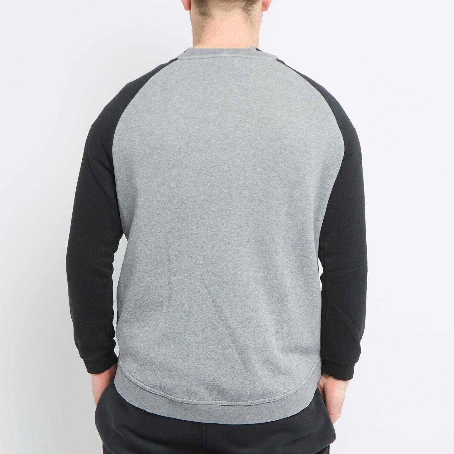 Nike Logo Crewneck Sweater - L