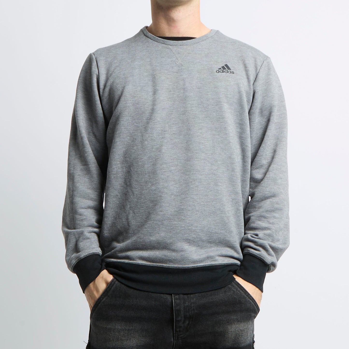 Adidas Crewneck Sweater - L