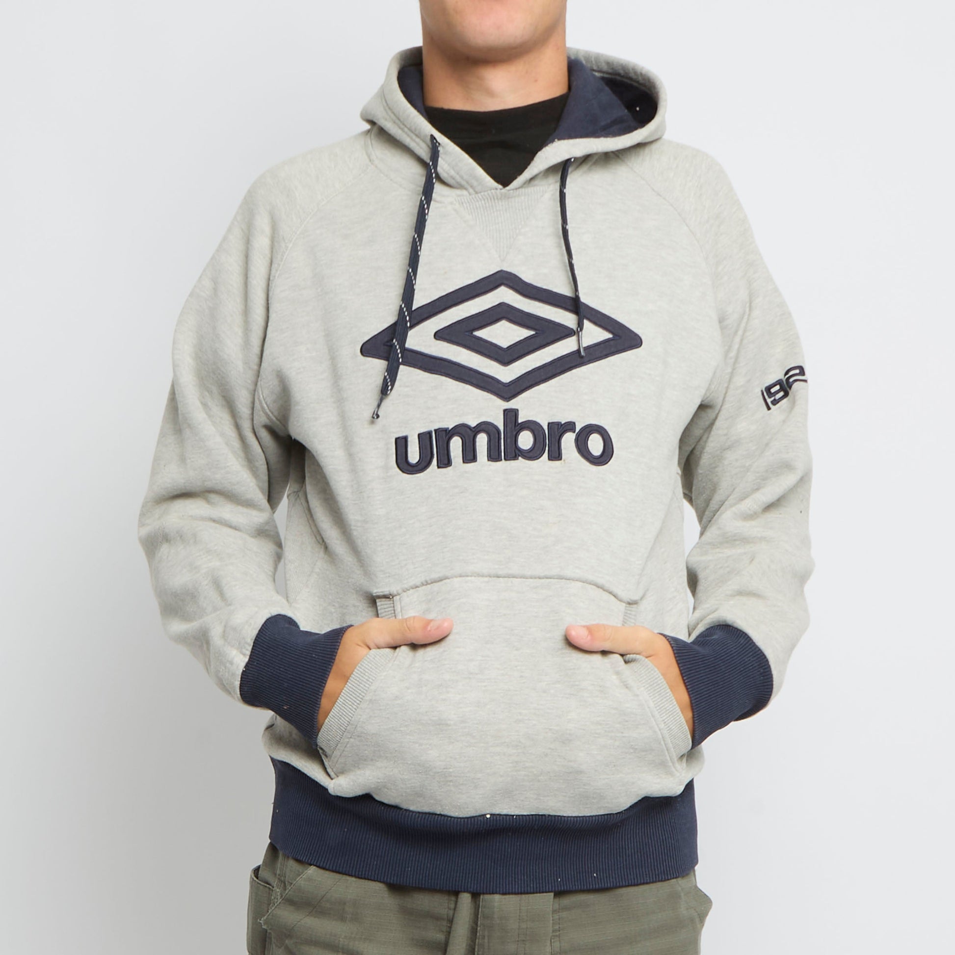 Umbro Logo Embroided Hoodie - L