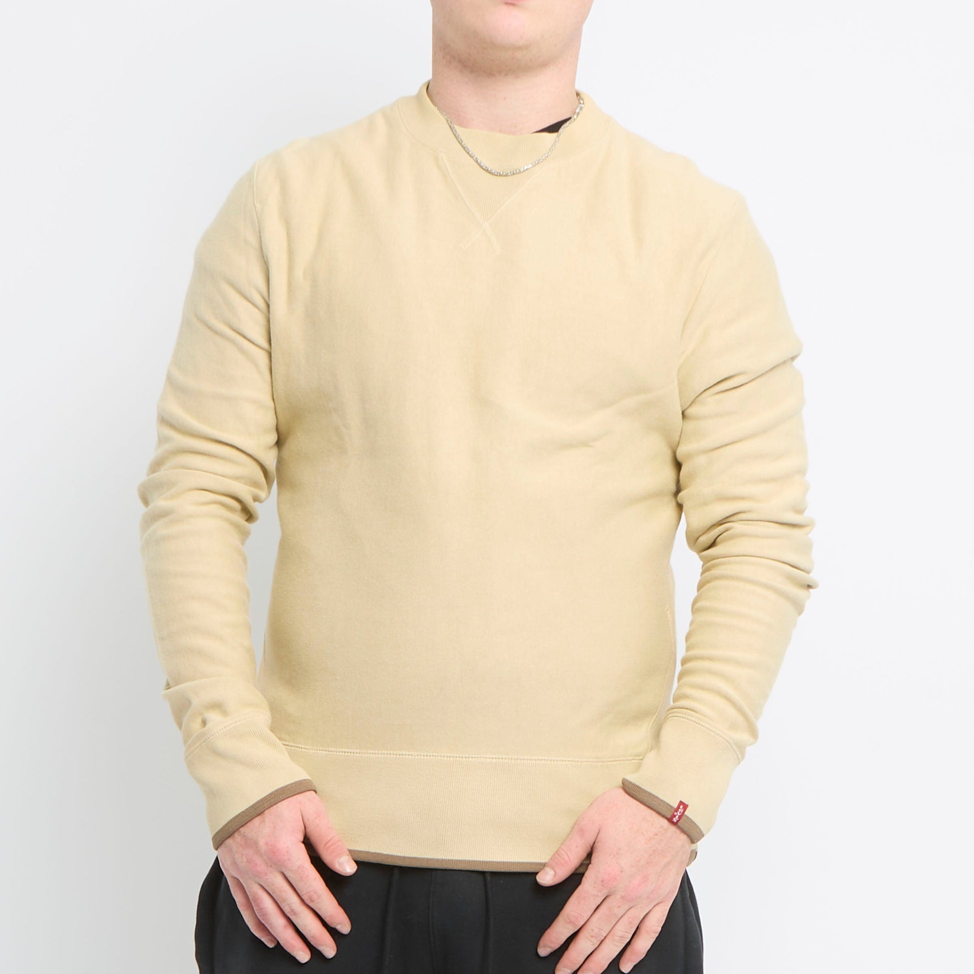 Levis Crewneck Sweater - M