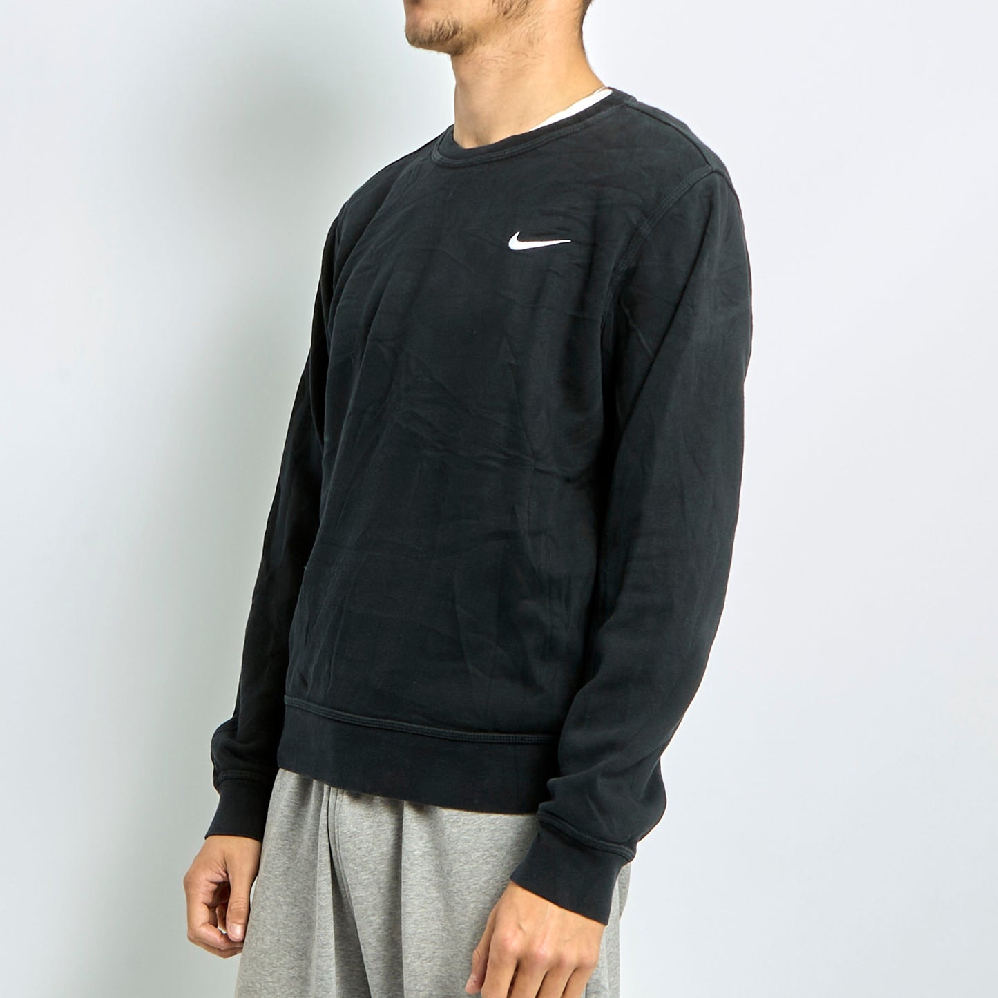 Nike Logo Embroided Crewneck Sweater - M