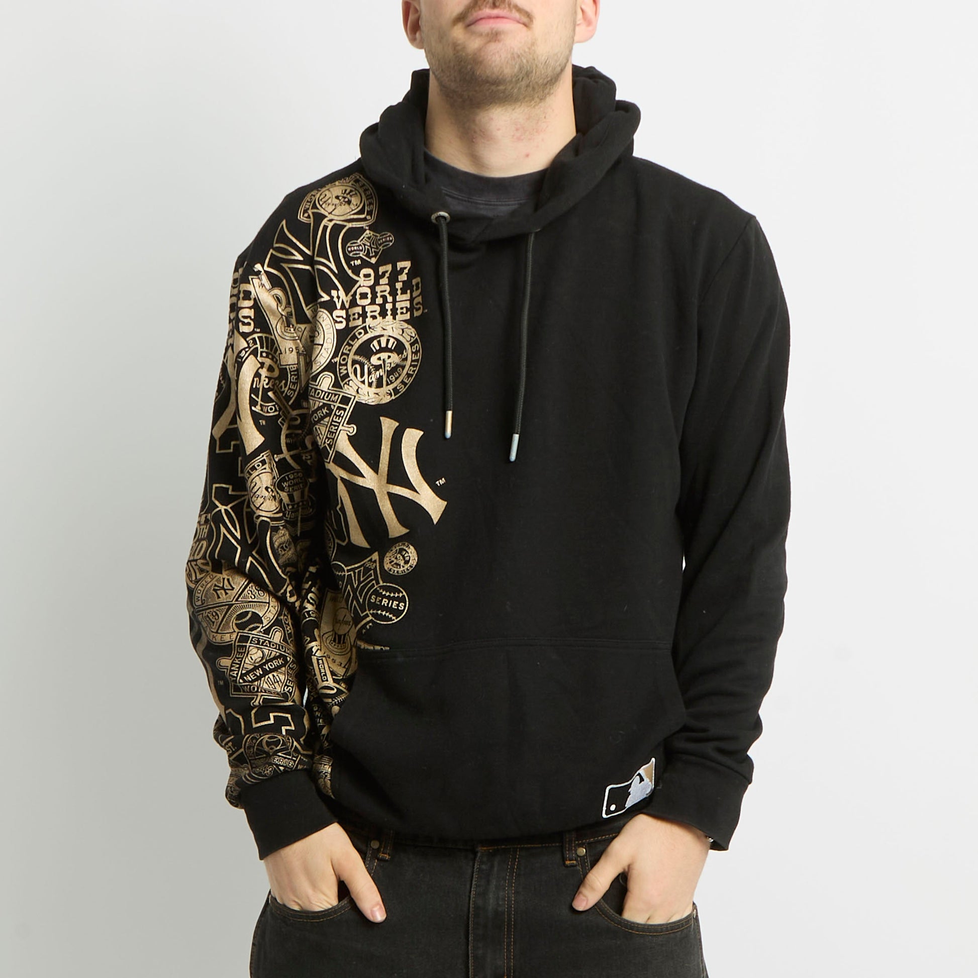 Majestic Yankees Embroided Hoodie - M