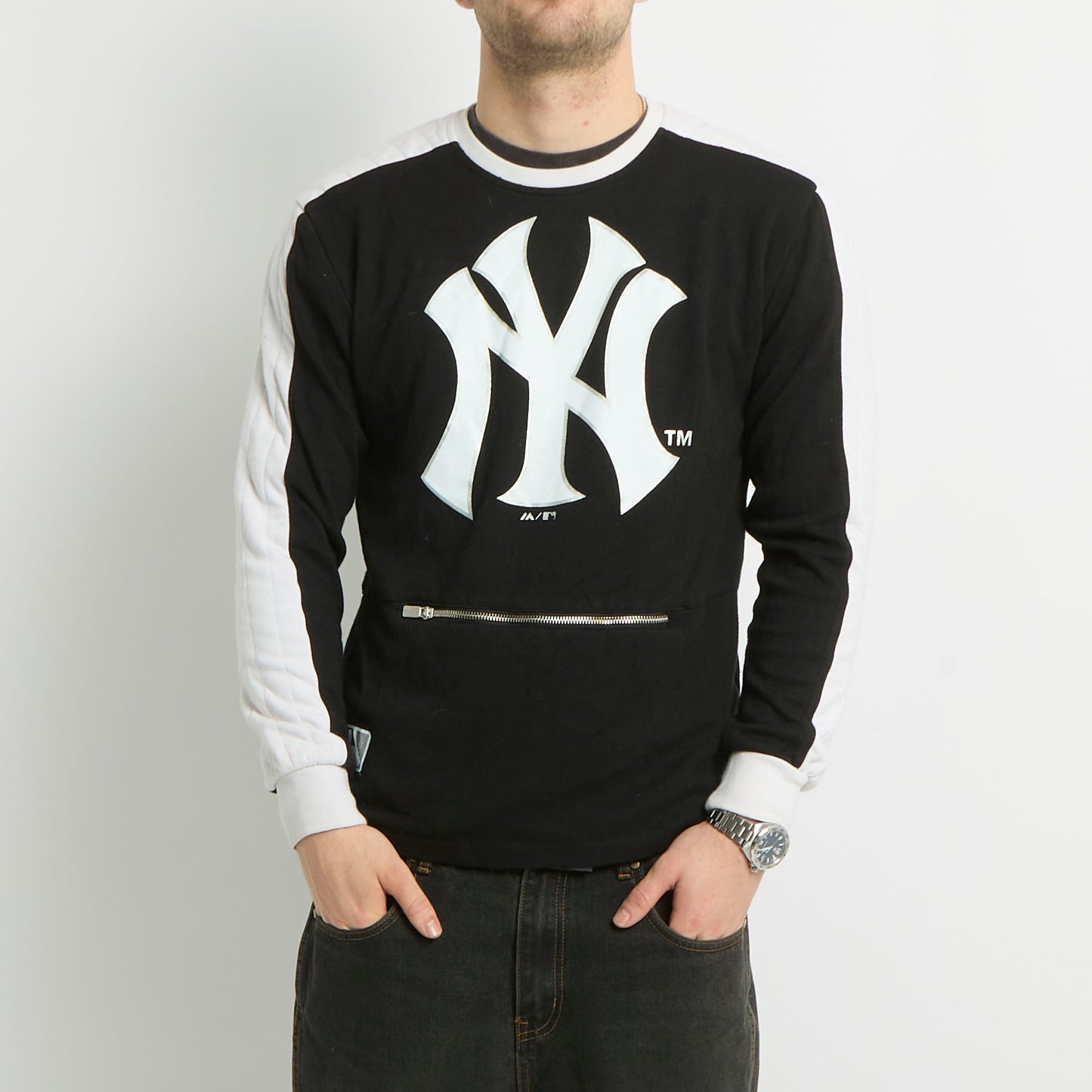 Majestic Yankees Embroided Crewneck Sweater - M