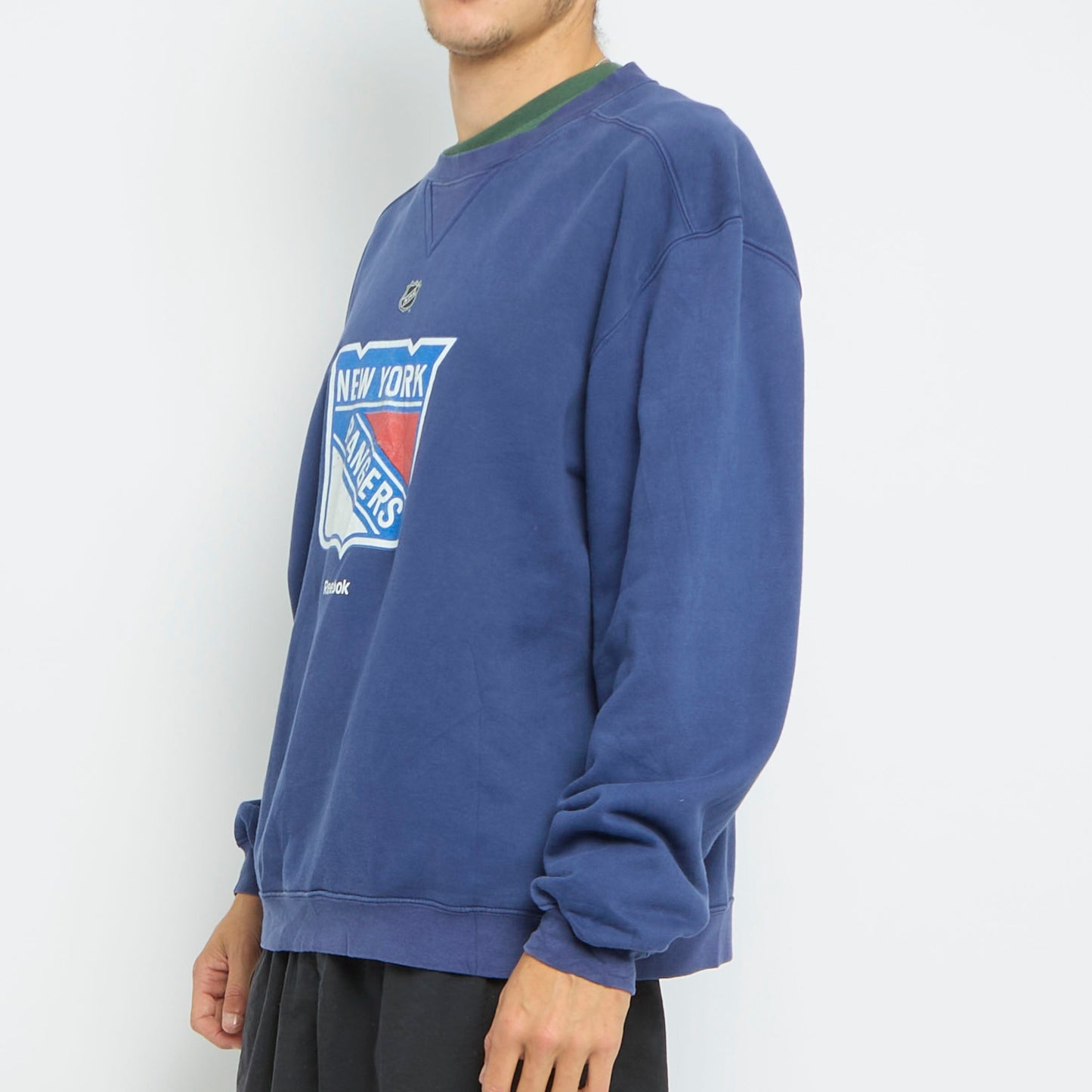 Reebok Graphic Crewneck Sweater - M