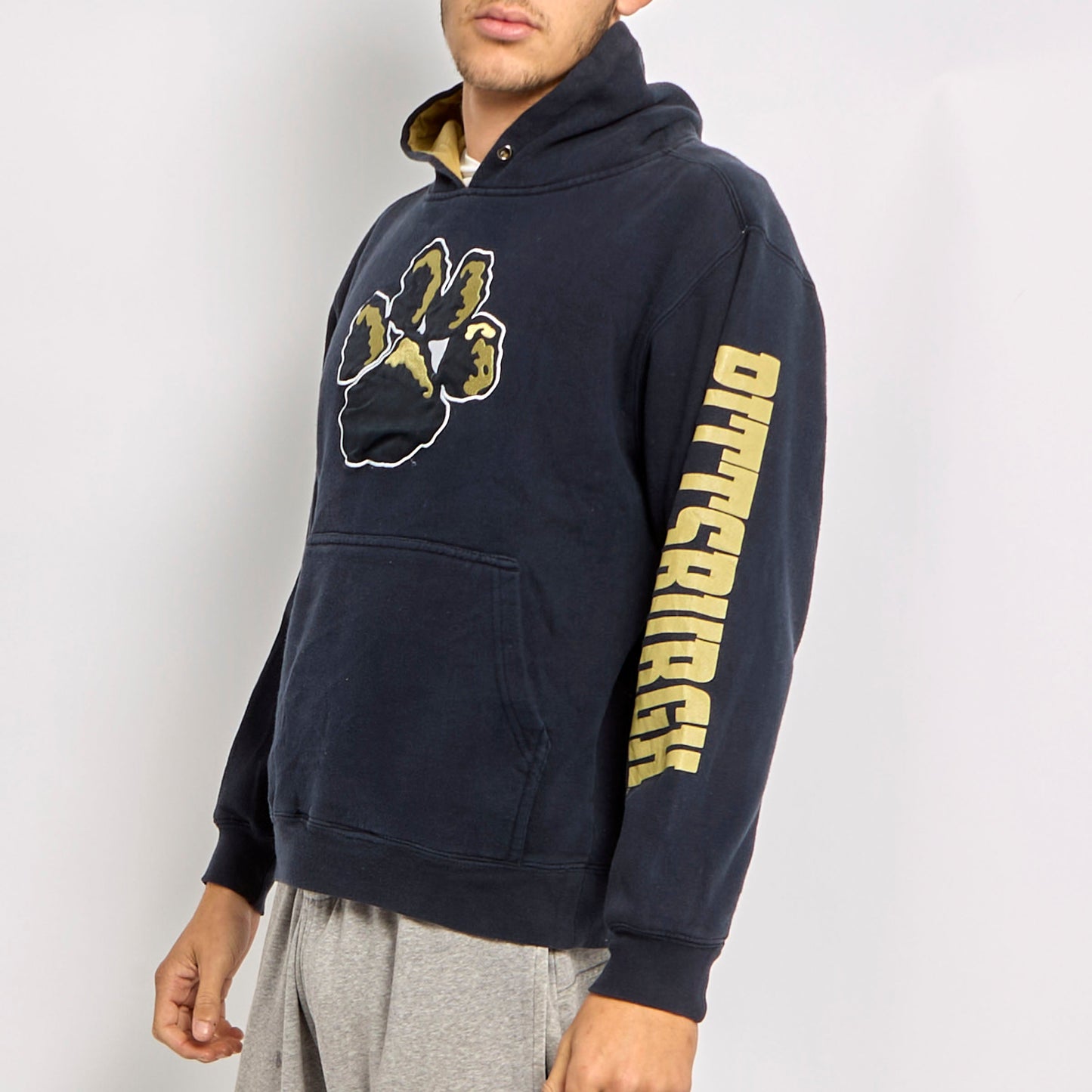 Embroided Logo Hoodie - M