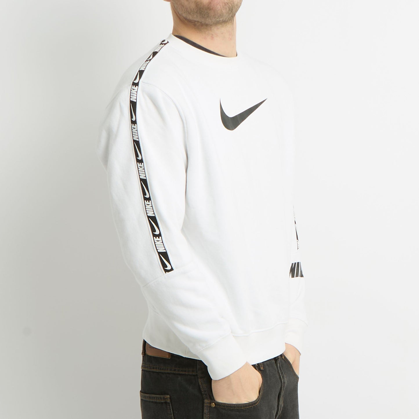 Nike Logo Crewneck Sweater - M