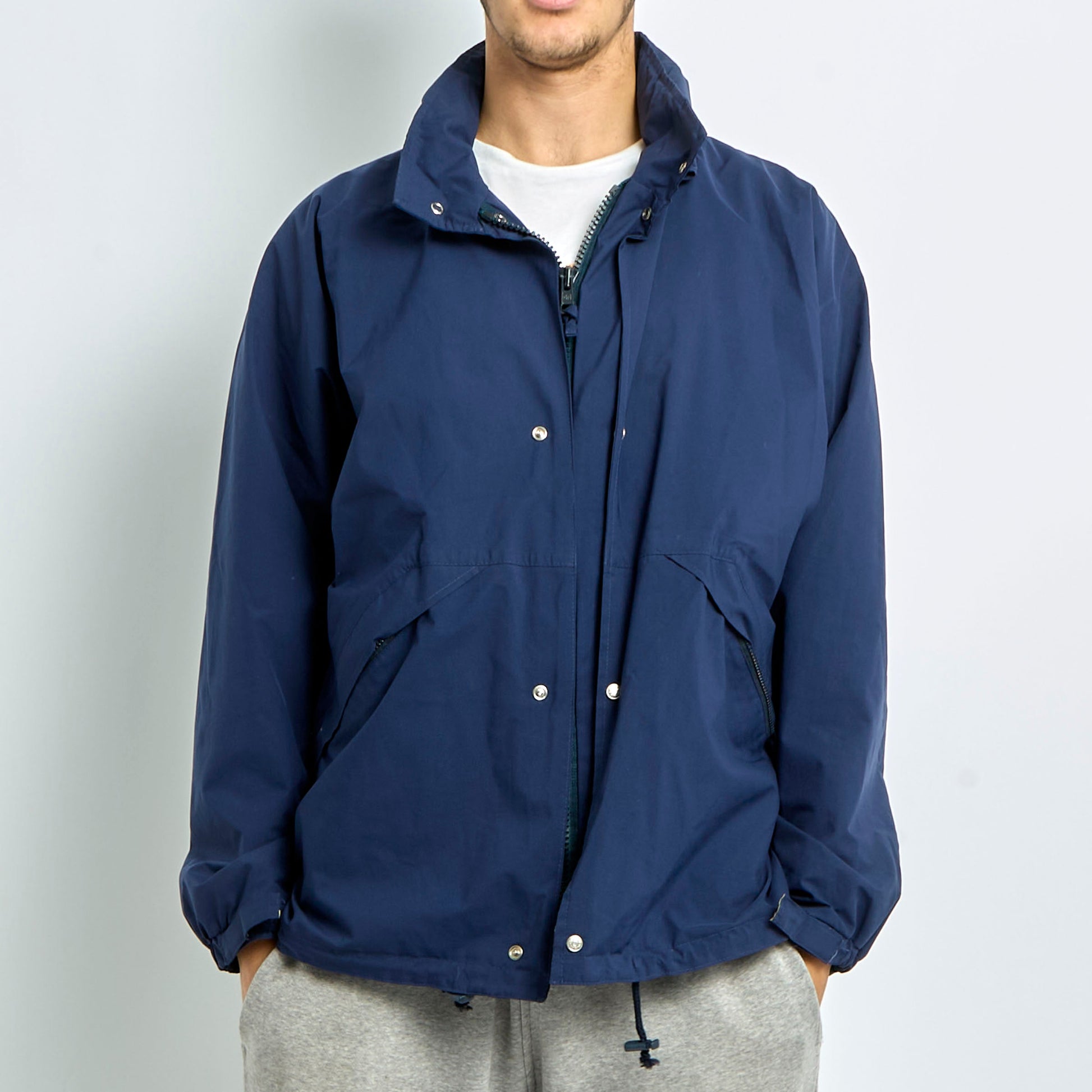 Light Windbreaker Jacket - L