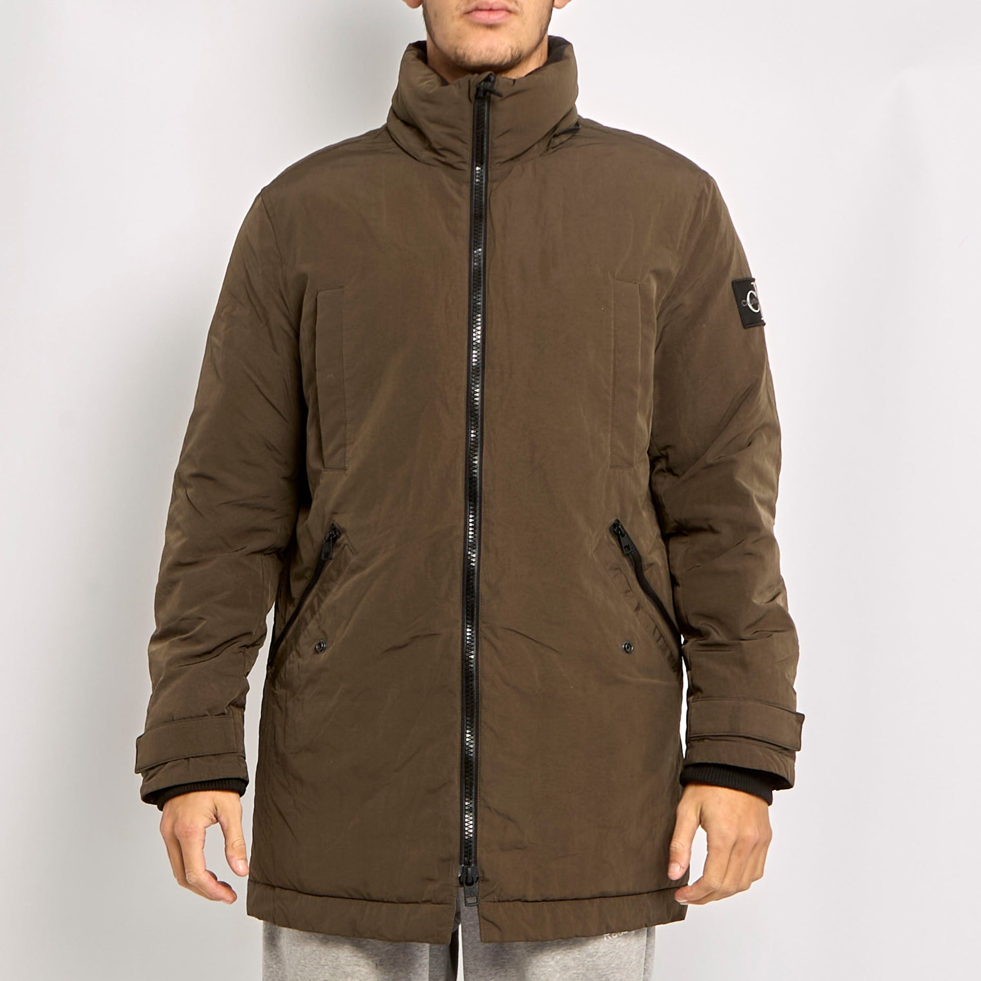 Calvin Klein Logo Hooded Heavy Padded Jacket - M