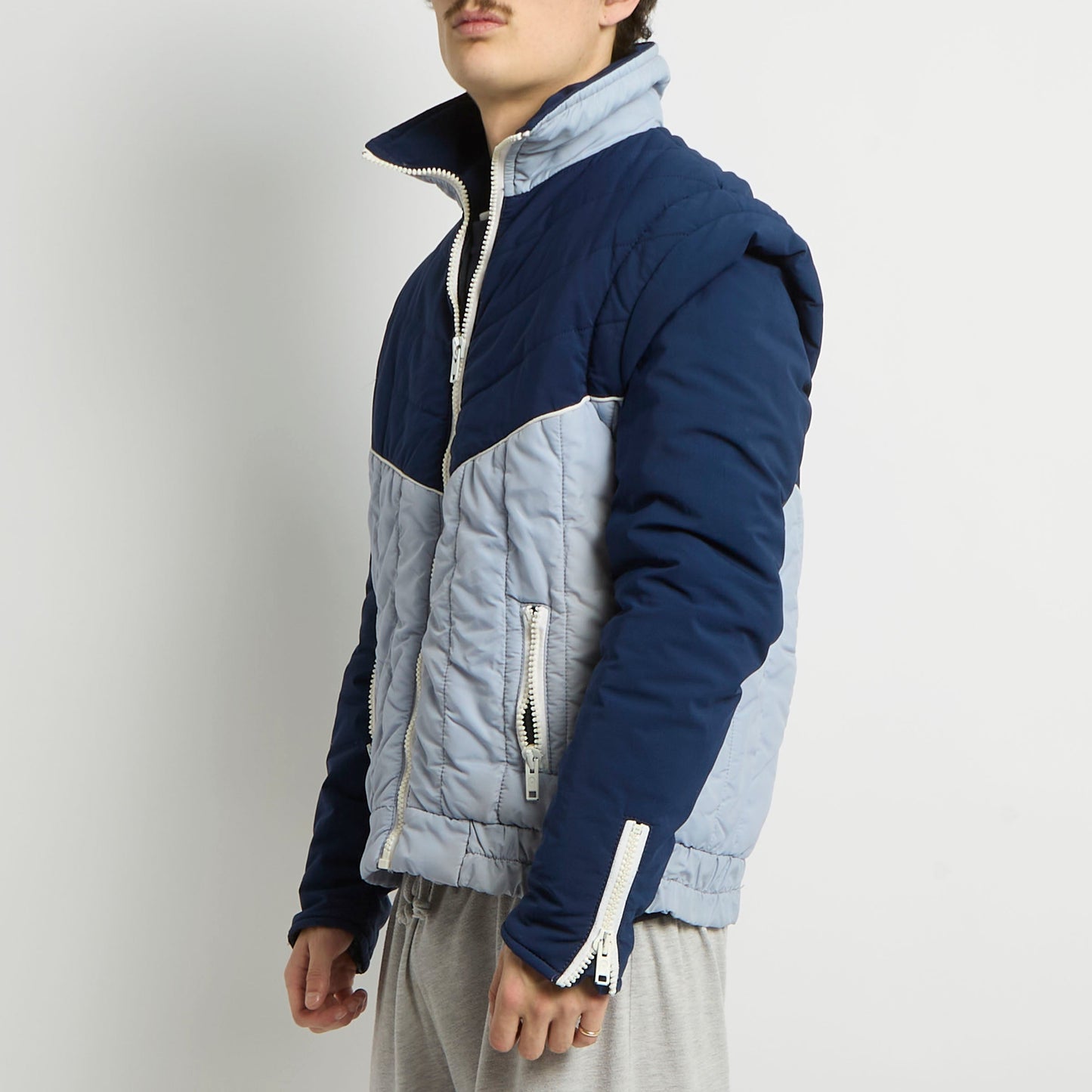 Padded Detachable Sleeve Jacket - M