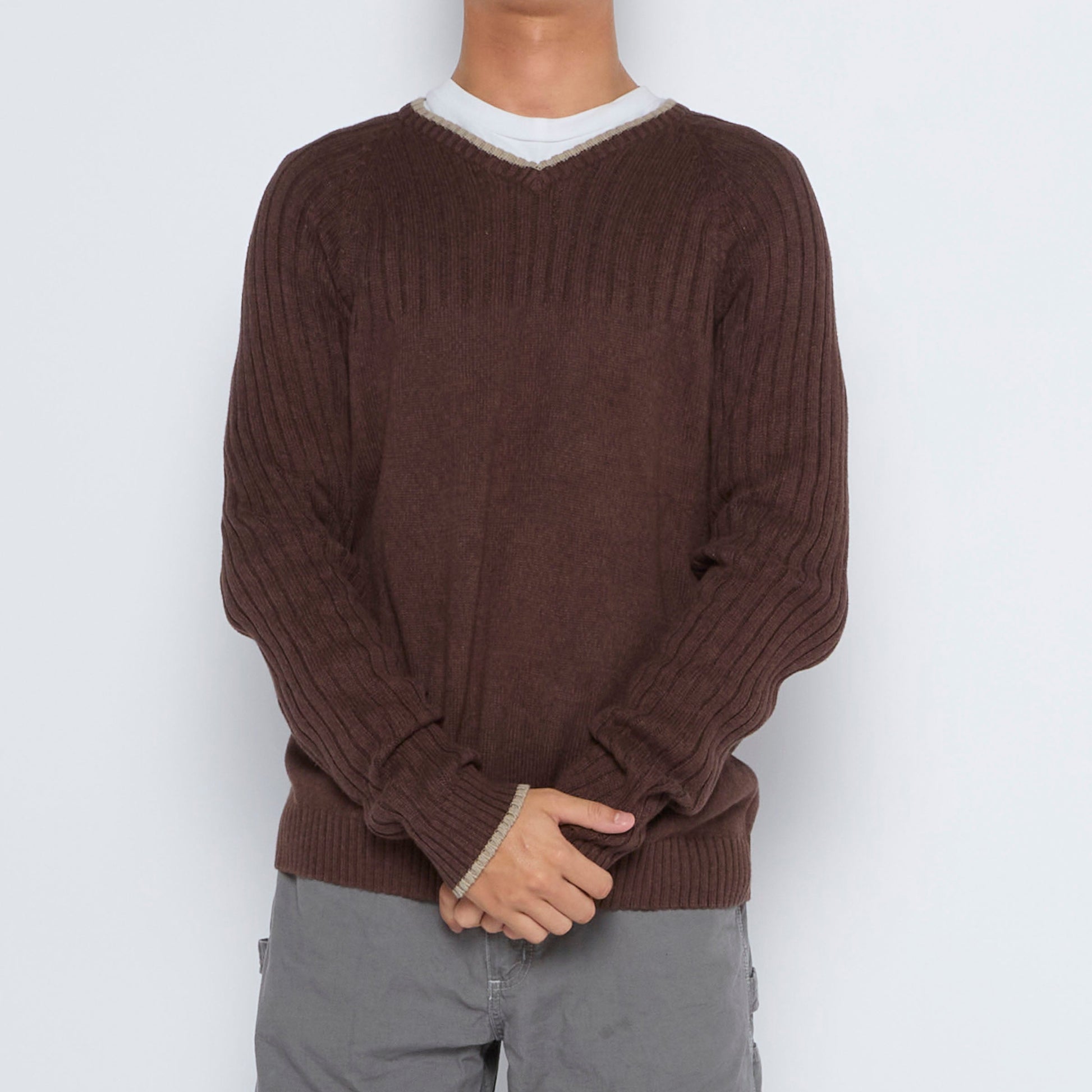 Columbia V-Neck Cable Knit Sweater - L