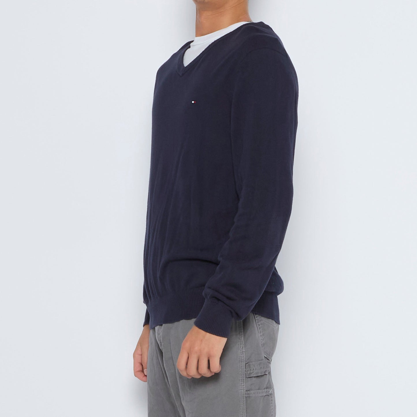 Tommy Hilfiger V-Neck Sweater - L