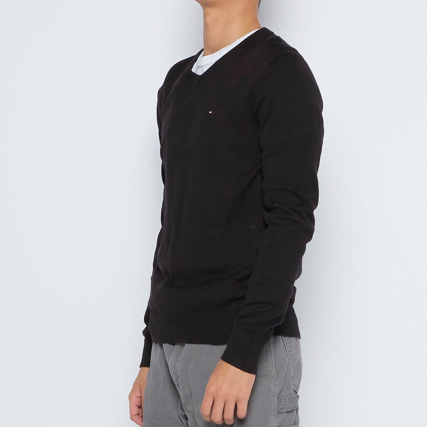 Tommy Hilfiger V-Neck Sweater - M