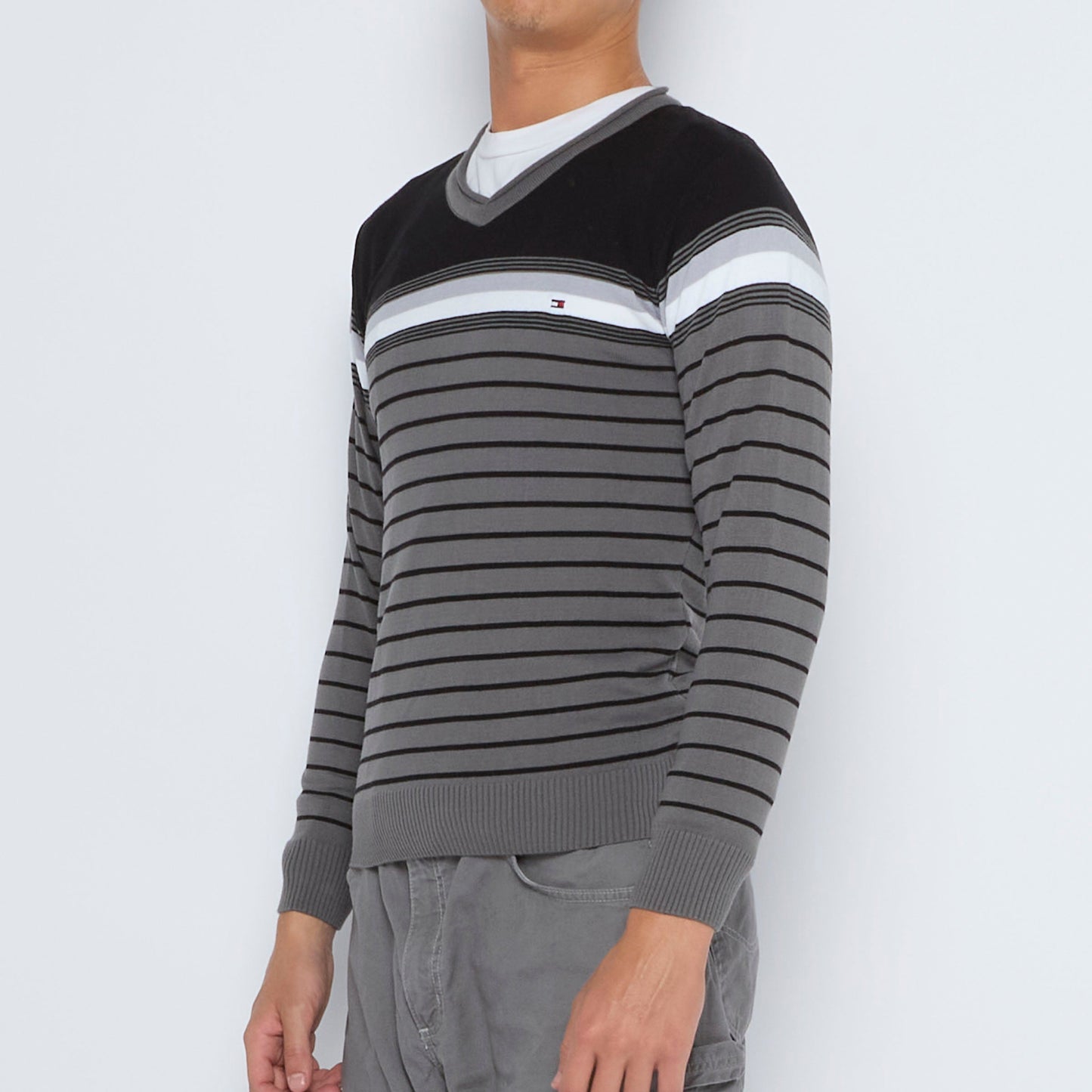 Tommy Hilfiger V-Neck Sweater - S