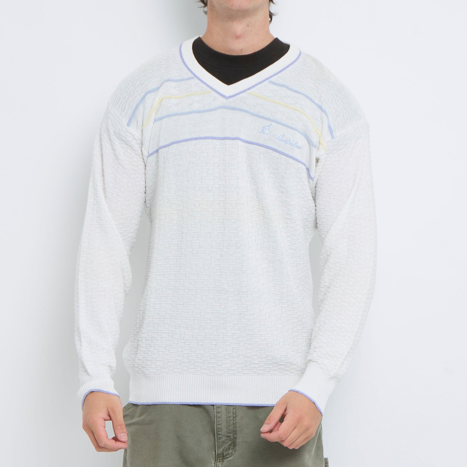 Heavy Knit V-Neck Sweater - XL