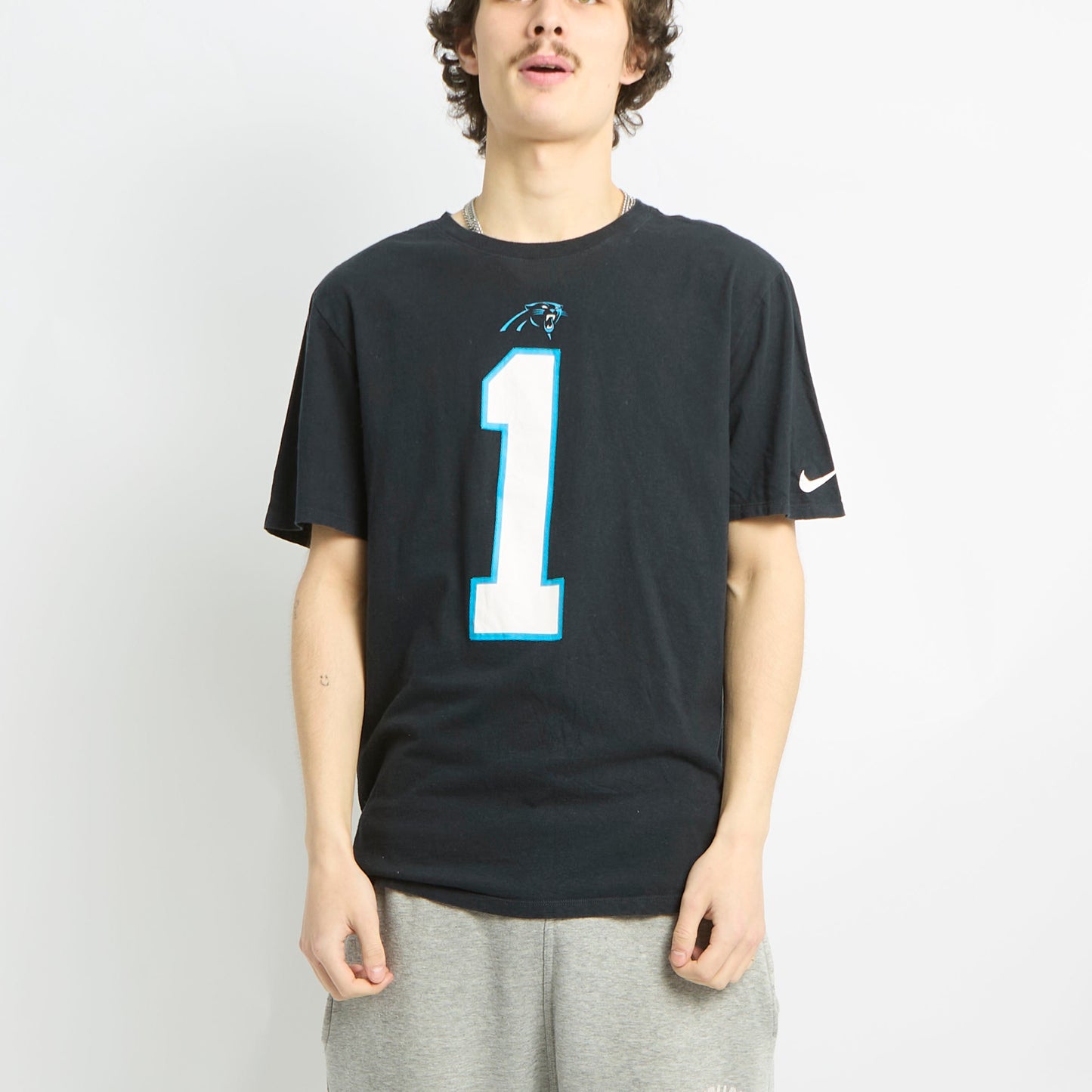 Nike T-shirt - L