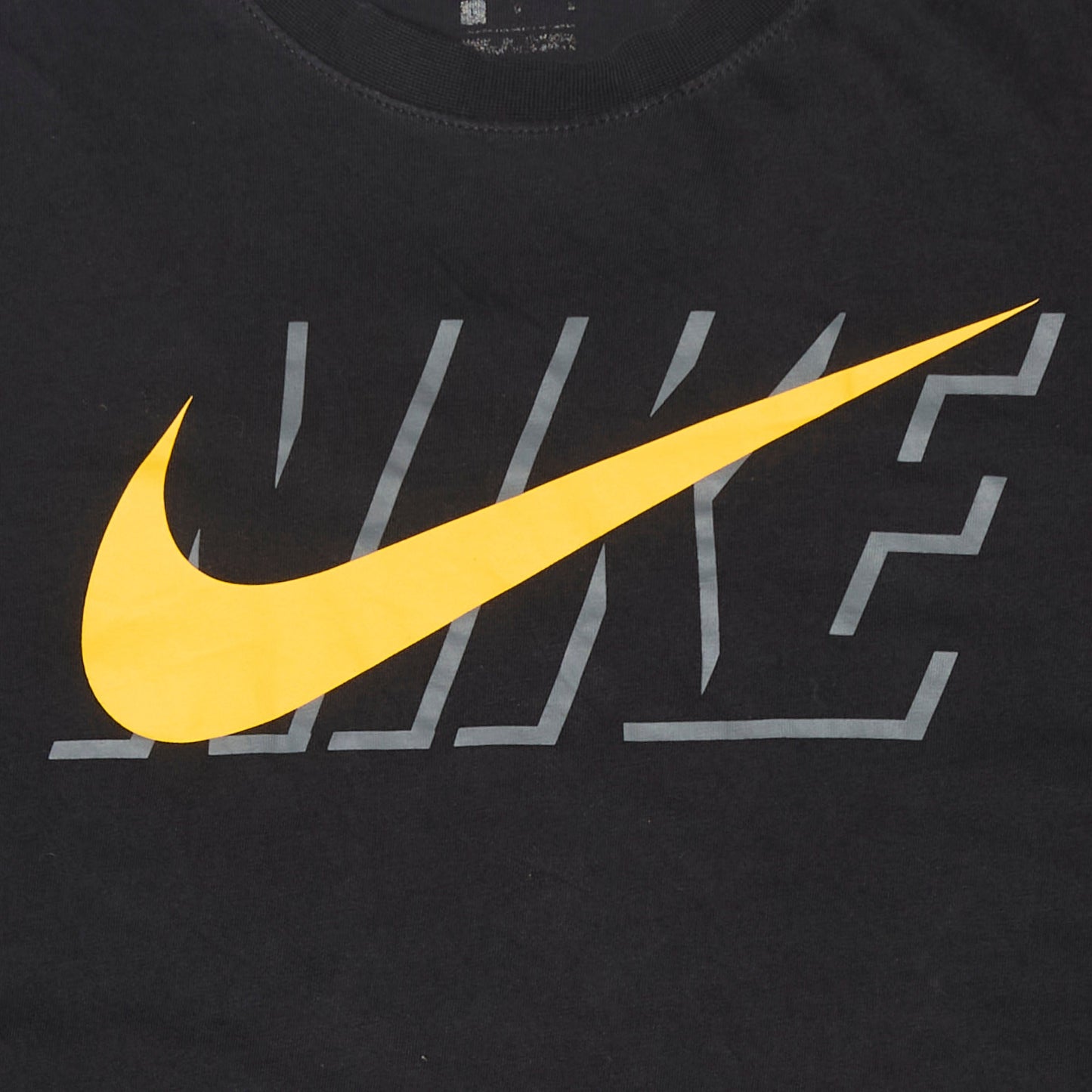 Nike T-shirt - L