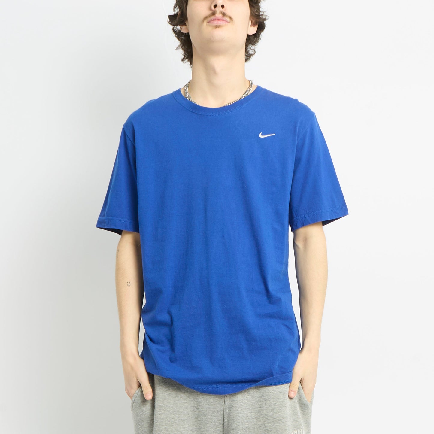 Nike T-shirt - L