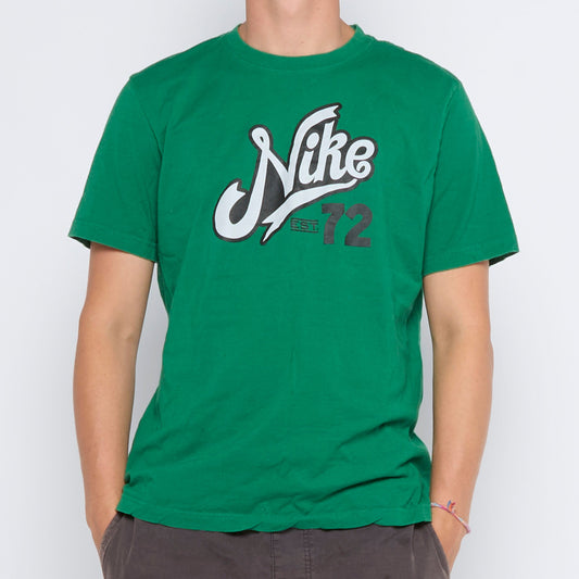 Nike Graphic T-shirt - L