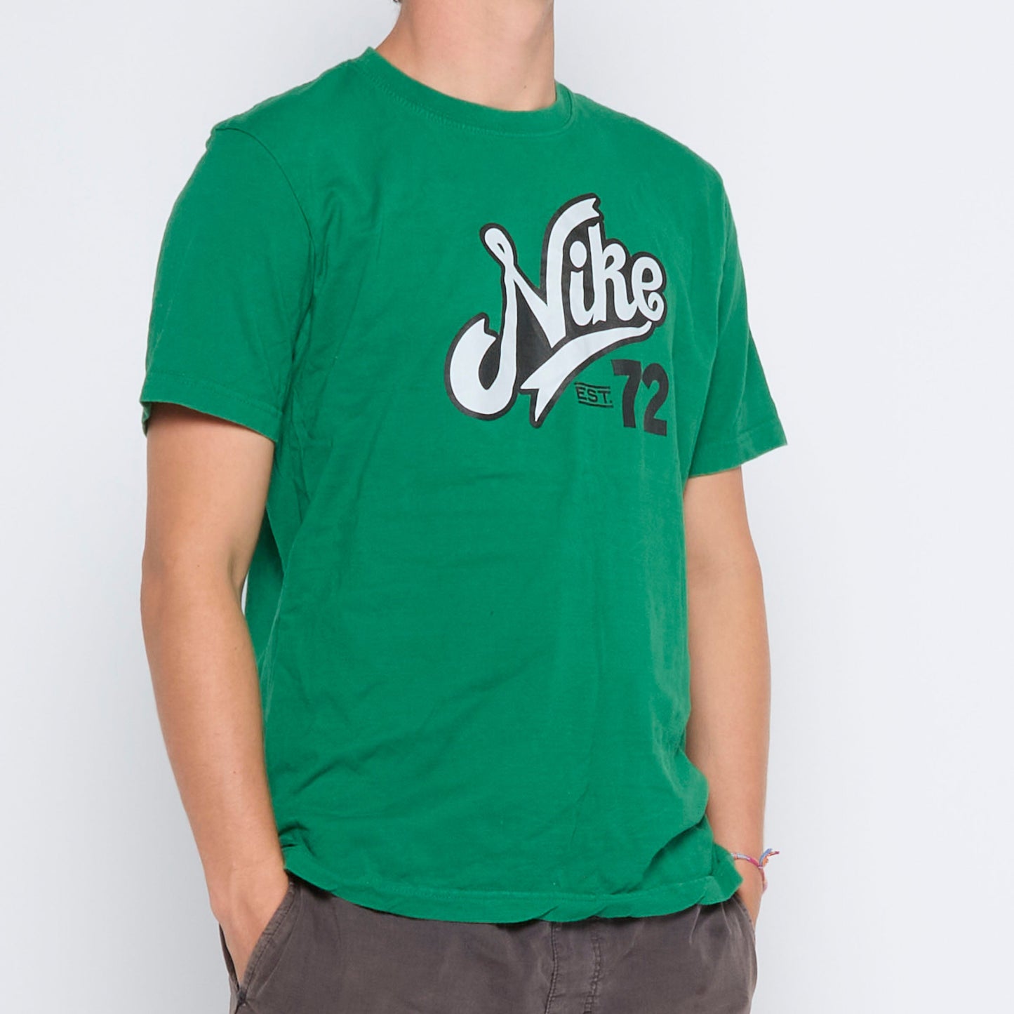 Nike Graphic T-shirt - L