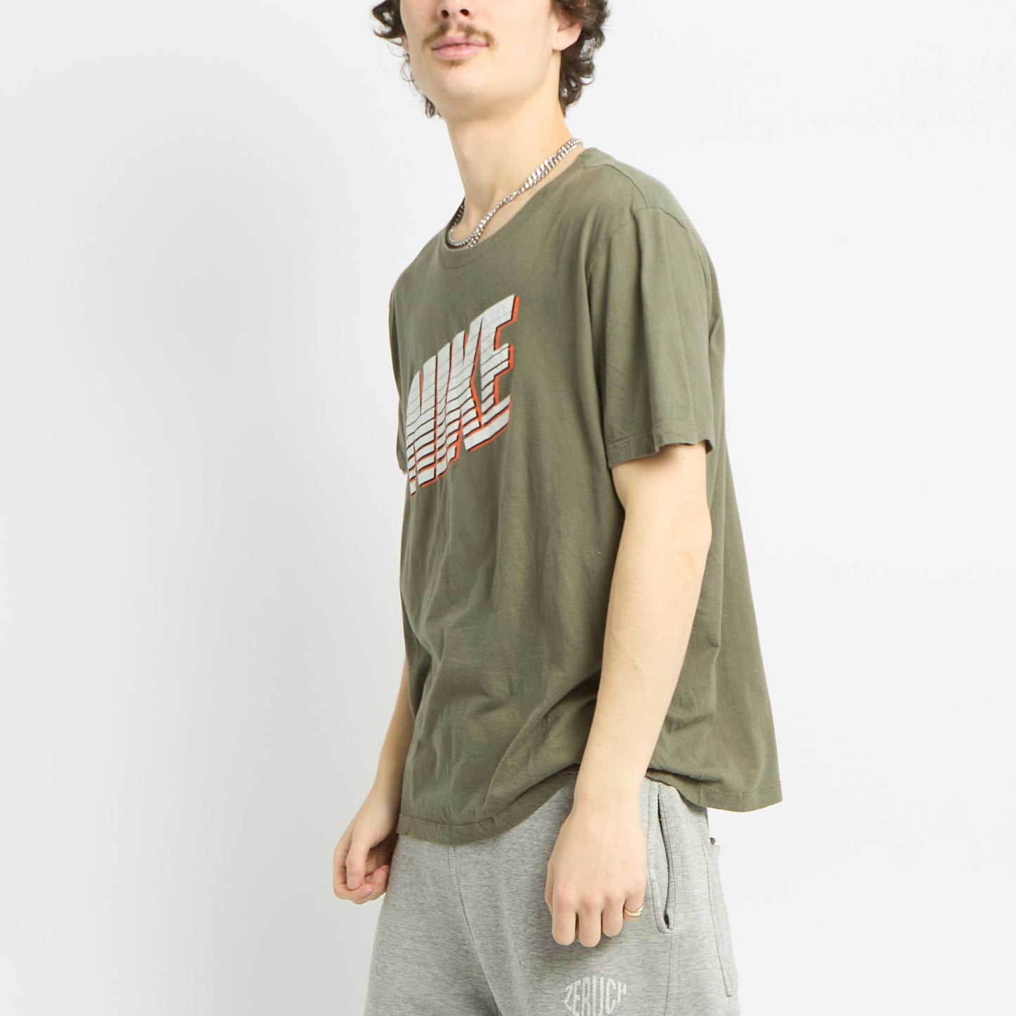 Nike T-shirt - L