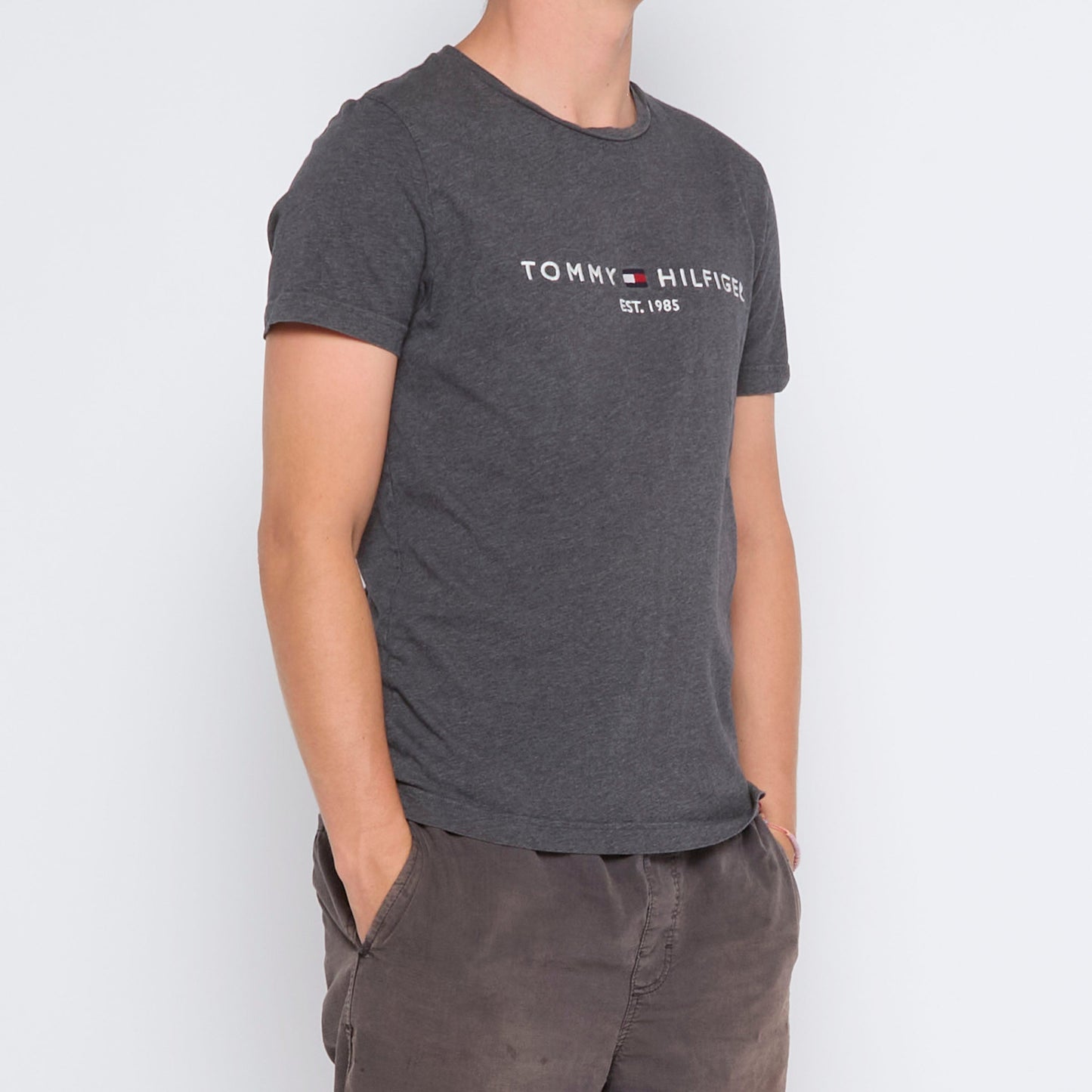 Tommy Hilfiger Spellout T-shirt - L