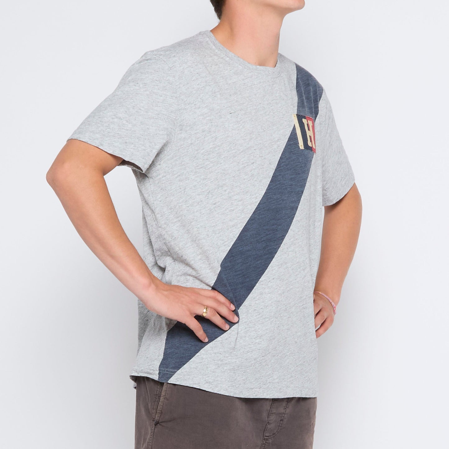 Tommy Hilfiger  T-shirt - L