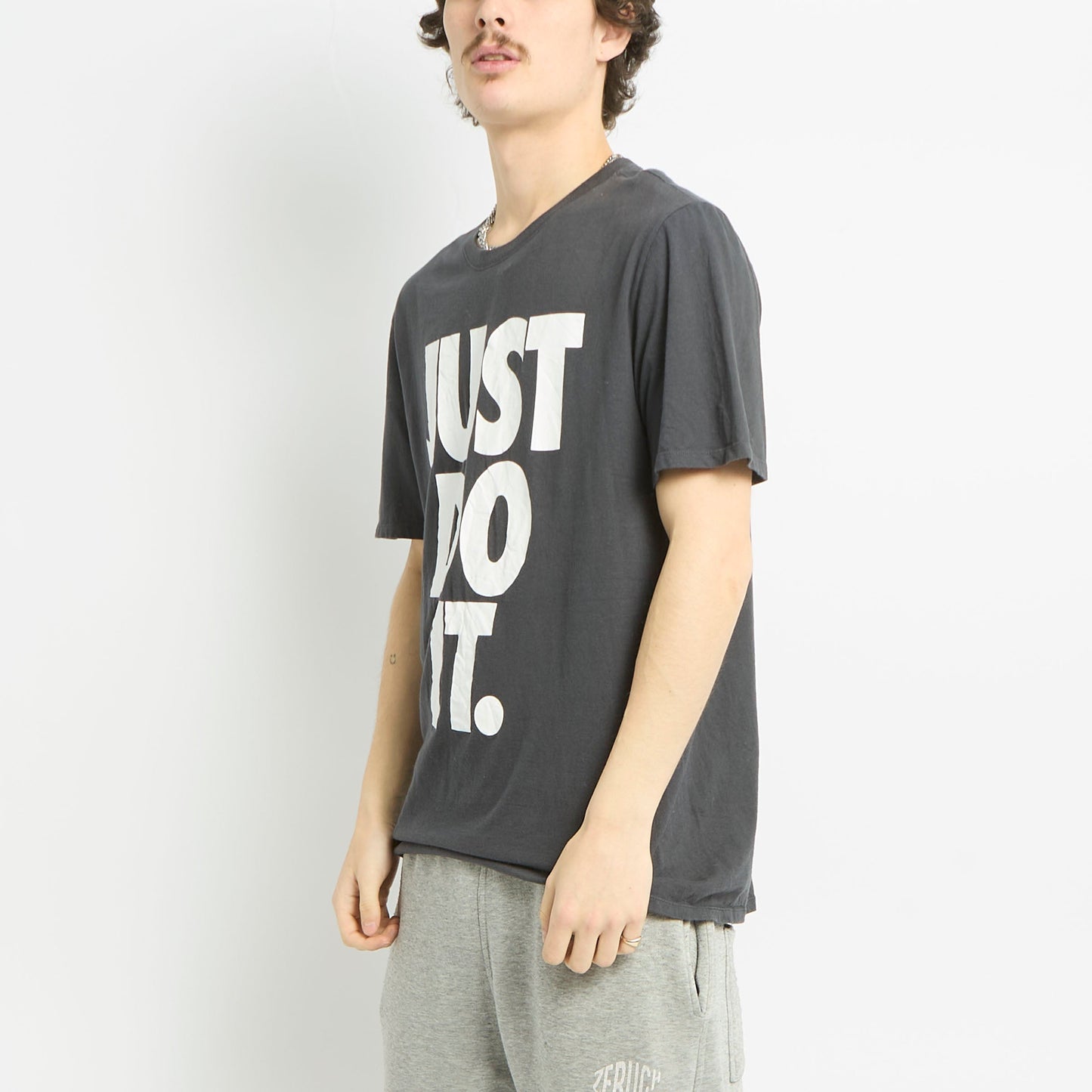 Nike T-shirt - L