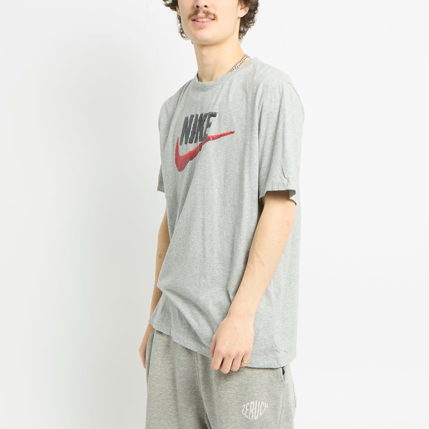 Nike T-shirt - L