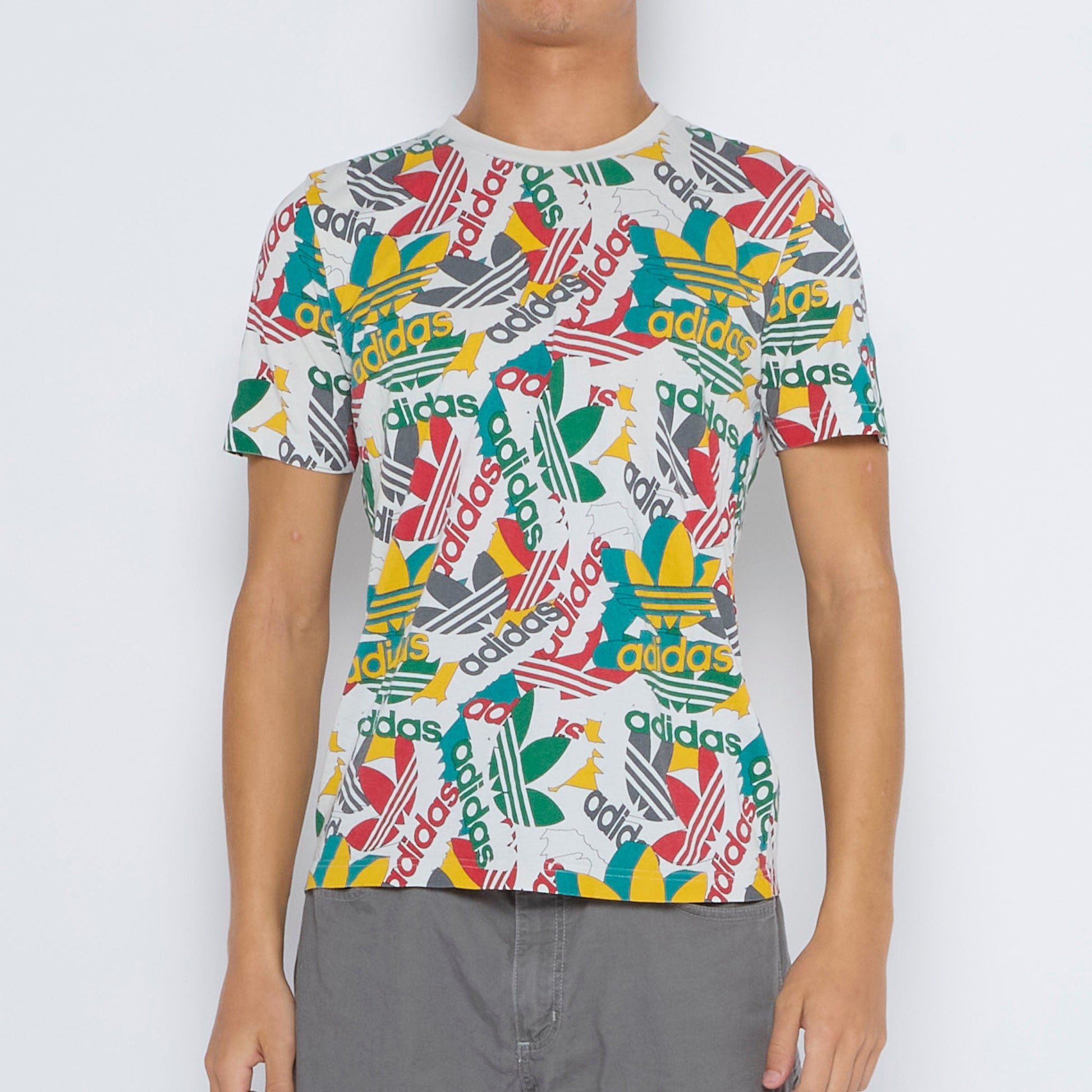 Adidas Graphic T-shirt - L