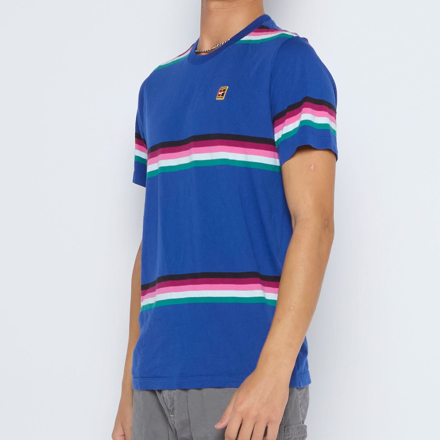 Nike Striped T-shirt - L