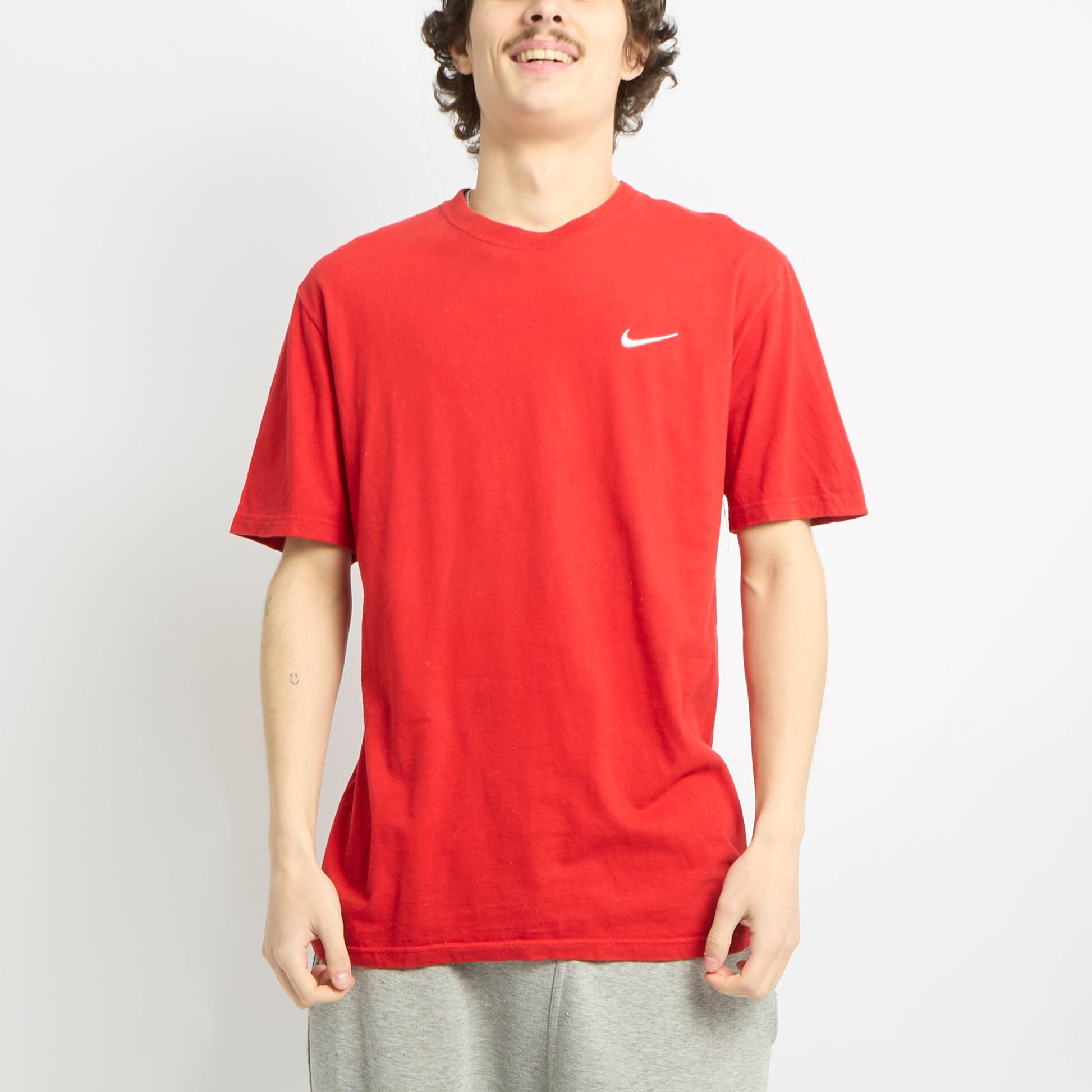 Nike T-shirt - L