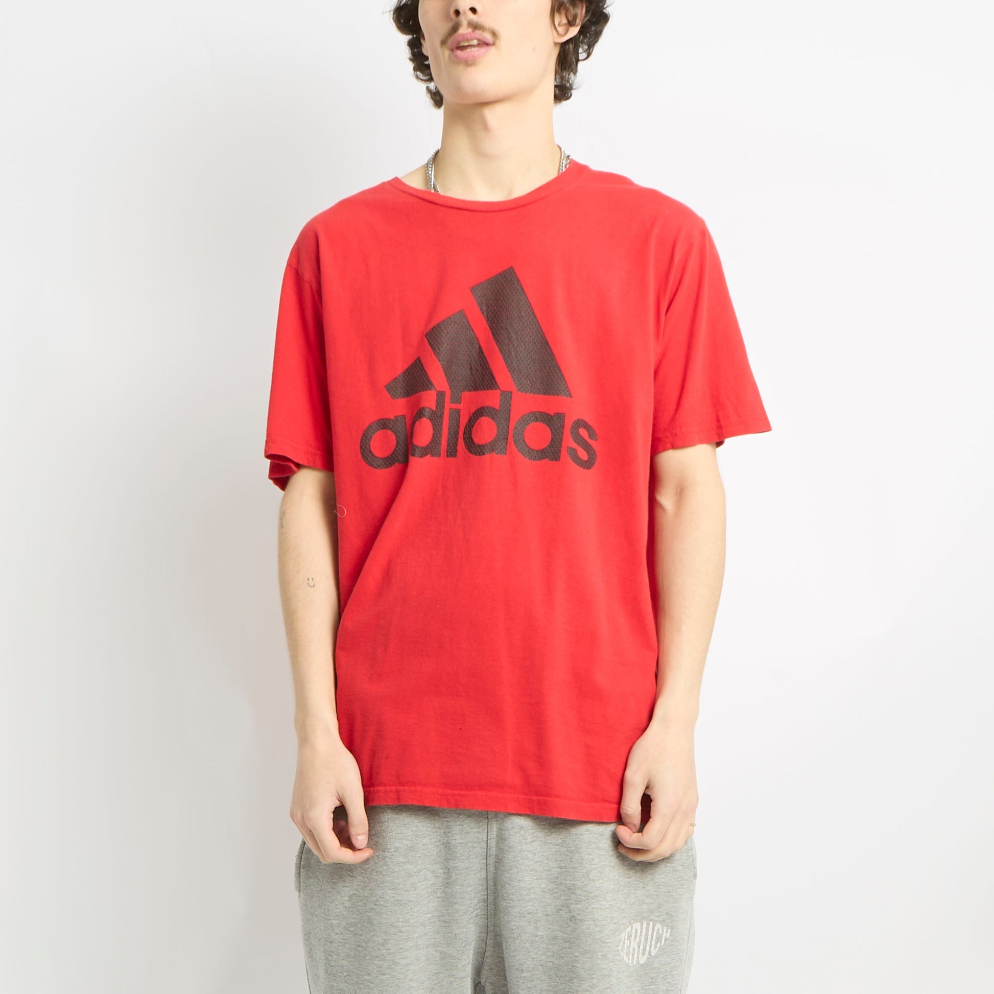 Adidas T-shirt - L