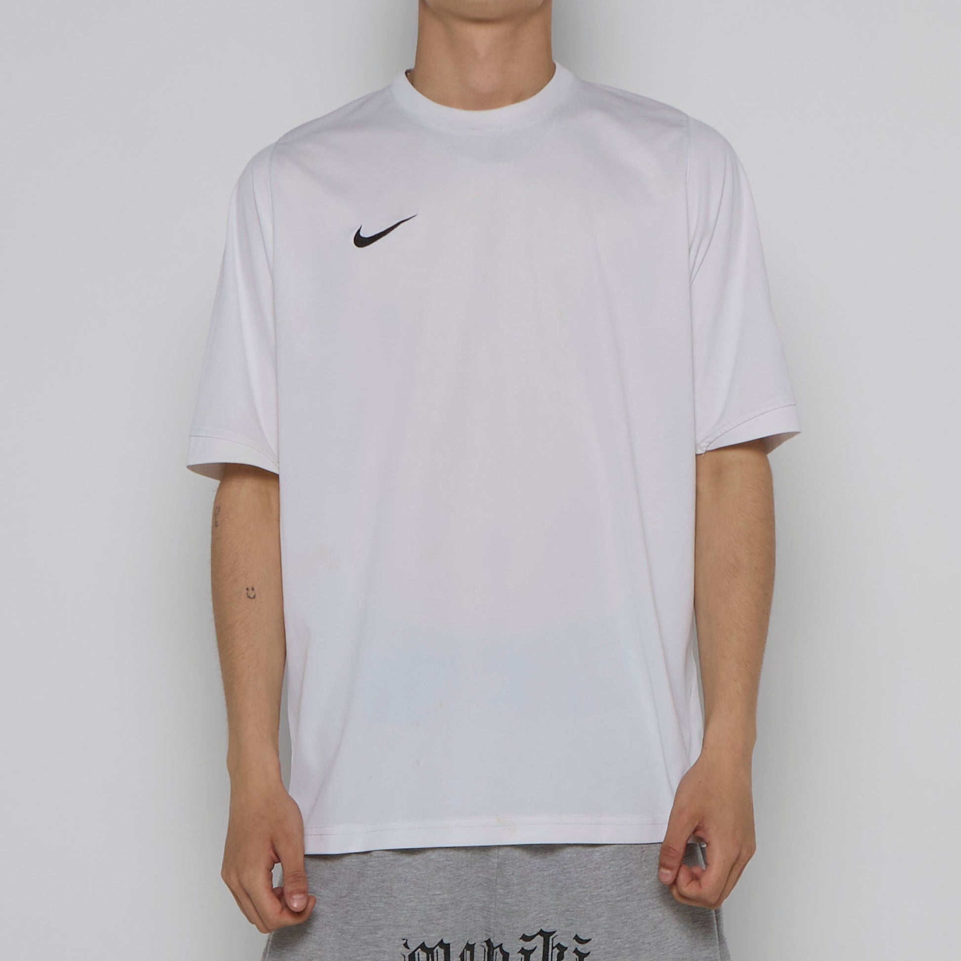 Nike T-shirt - L