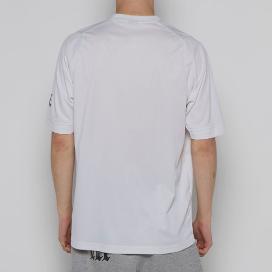 Nike T-shirt - L