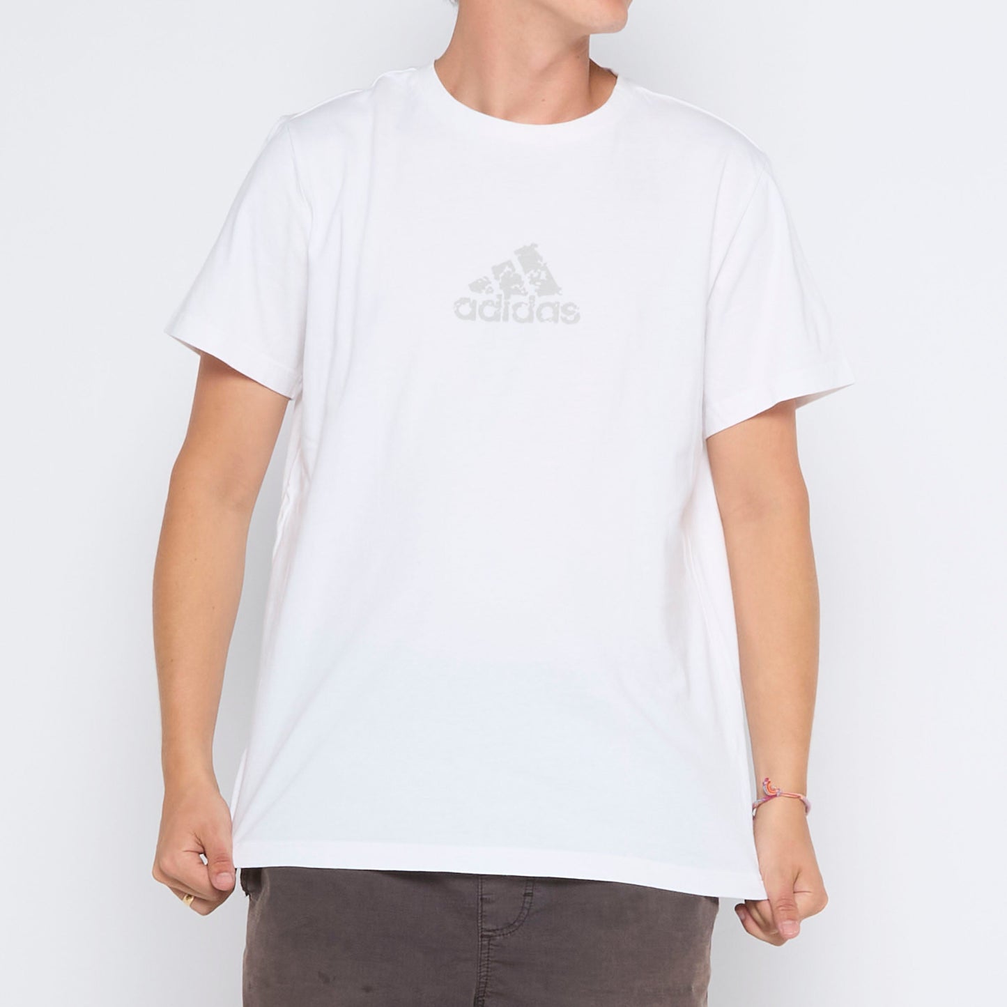 Adidas Logo T-shirt - L