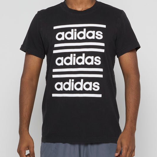 Adidas T-shirt - M