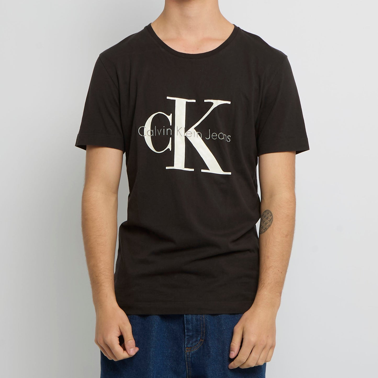 Calvin Klein Logo T-shirt - M