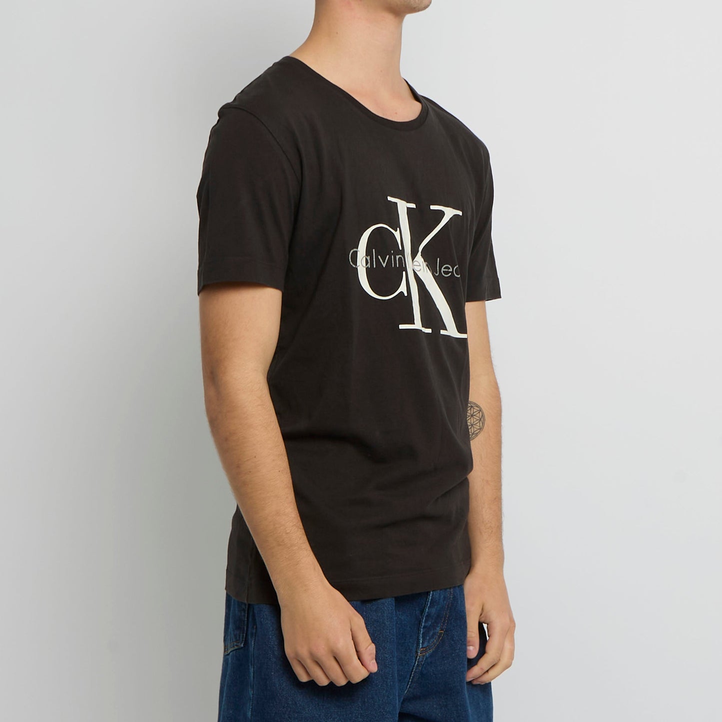 Calvin Klein Logo T-shirt - M