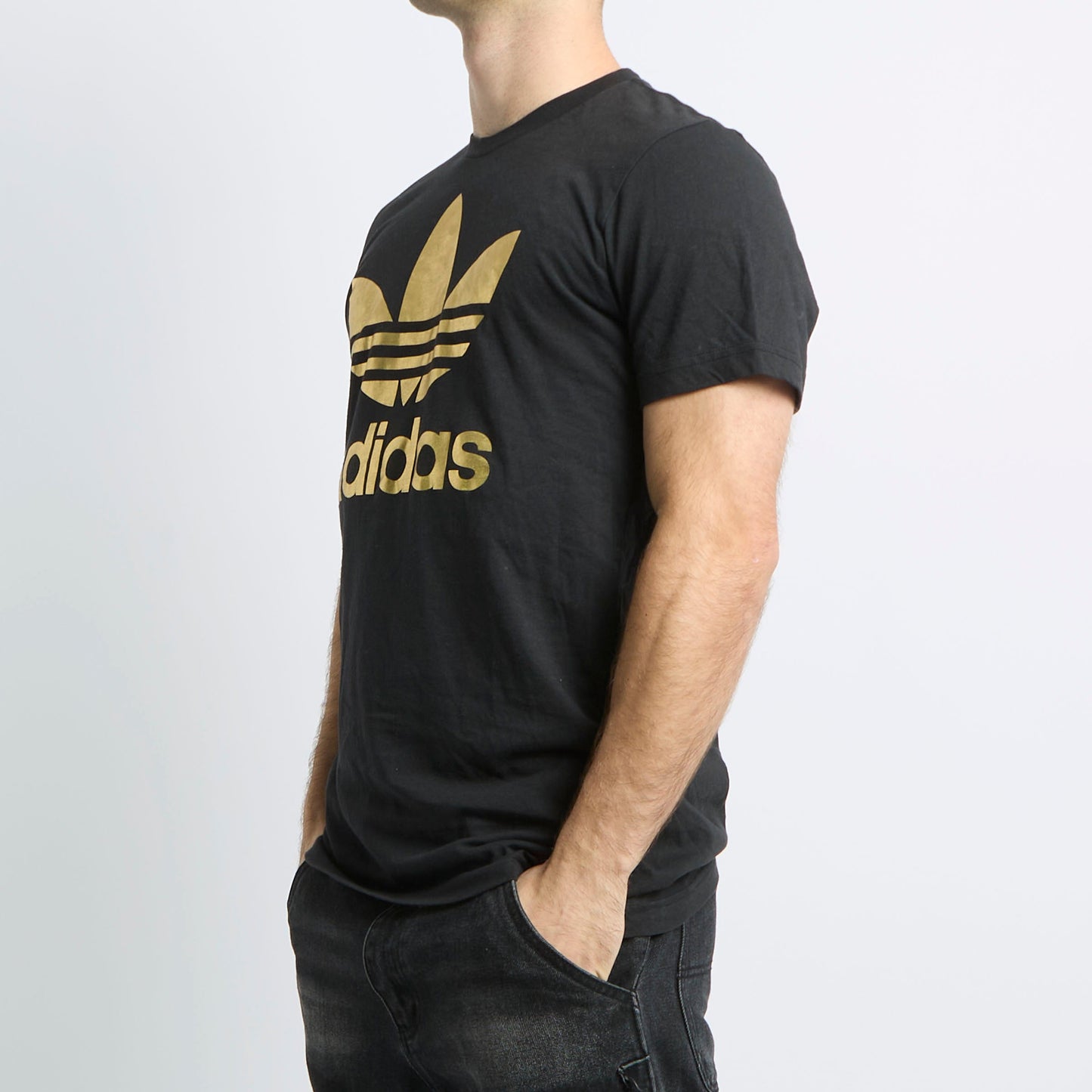 Adidas T-shirt - M