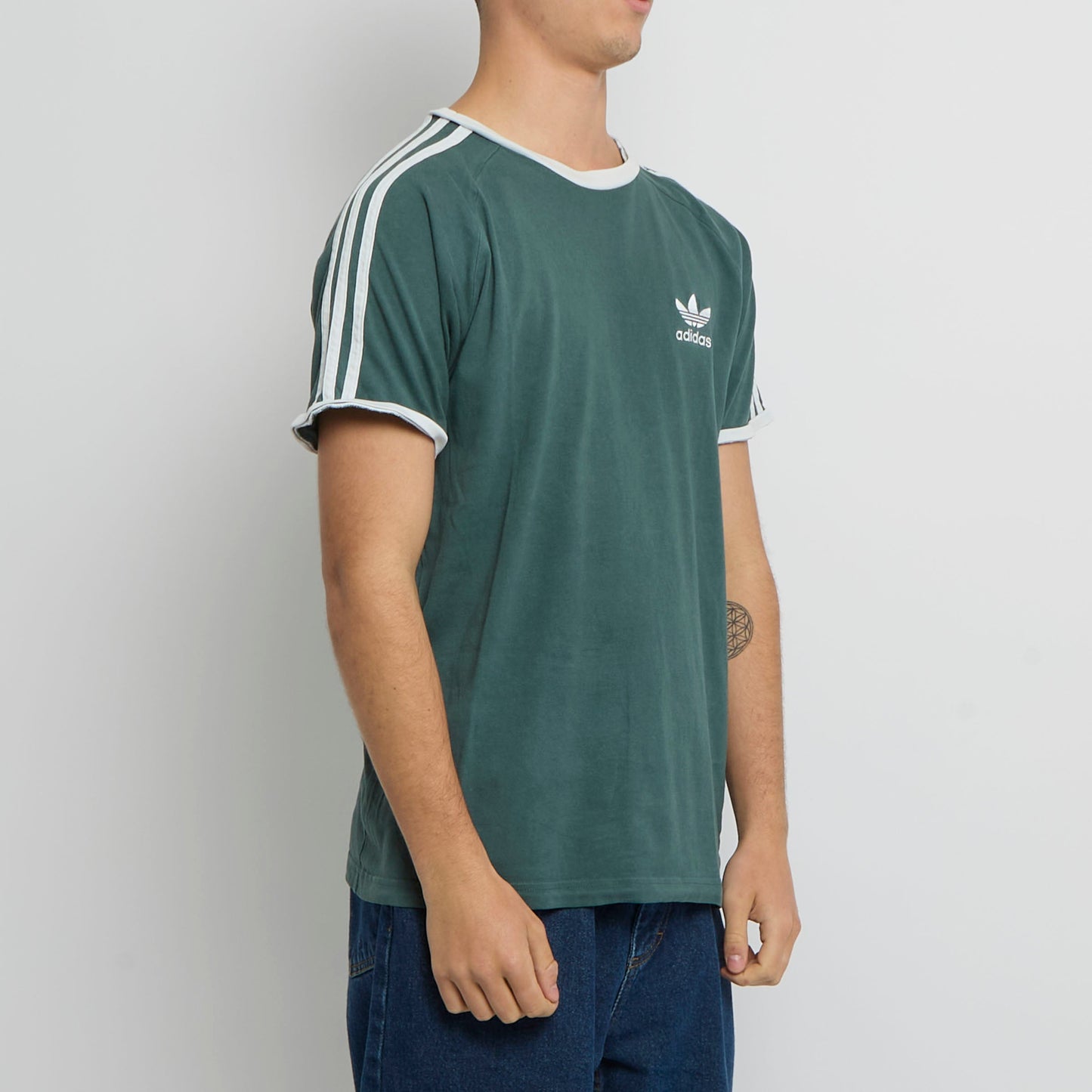 Adidas Logo T-shirt - M