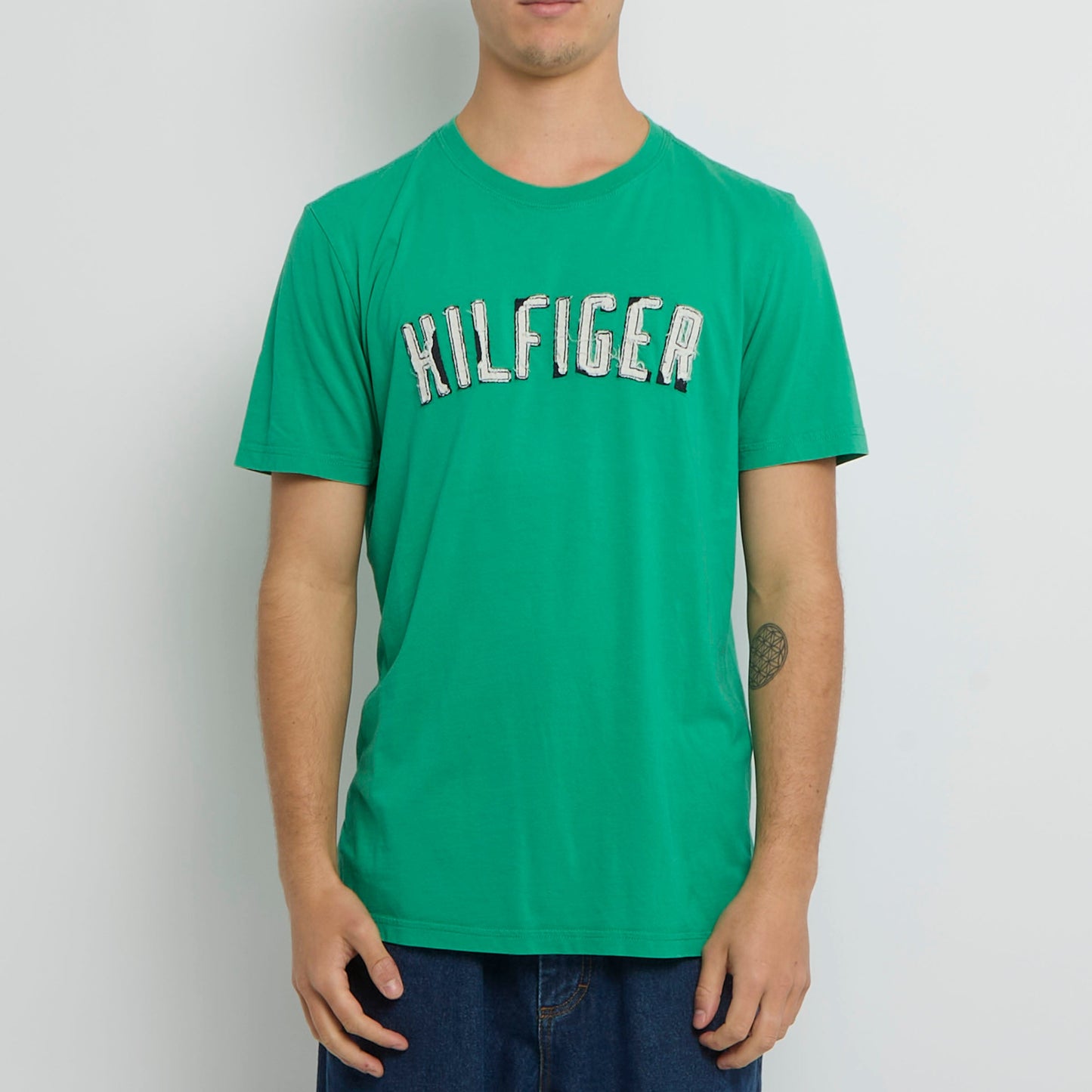 Tommy Hilfiger Graphic T-shirt - M